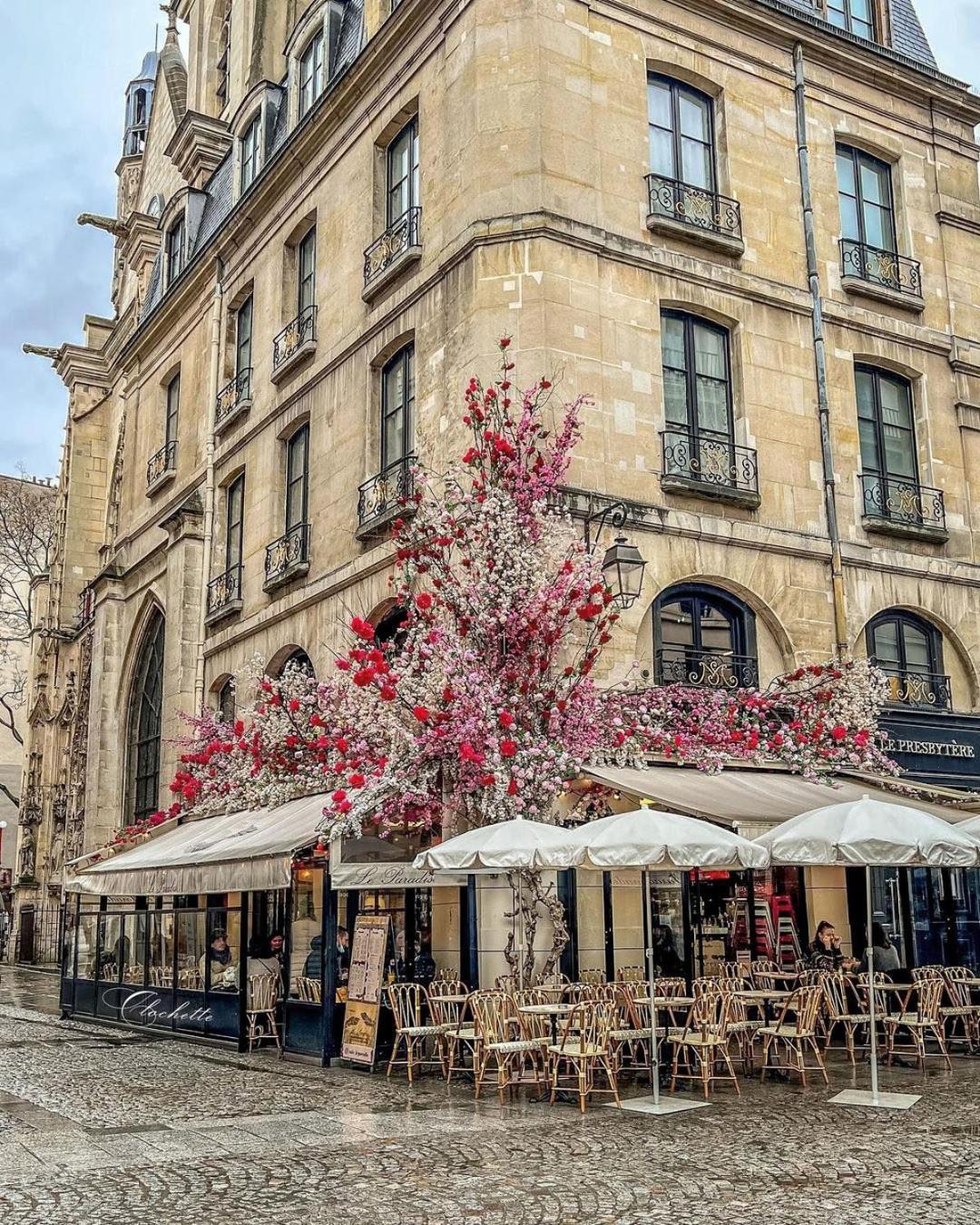 Le Presbytere Hotel