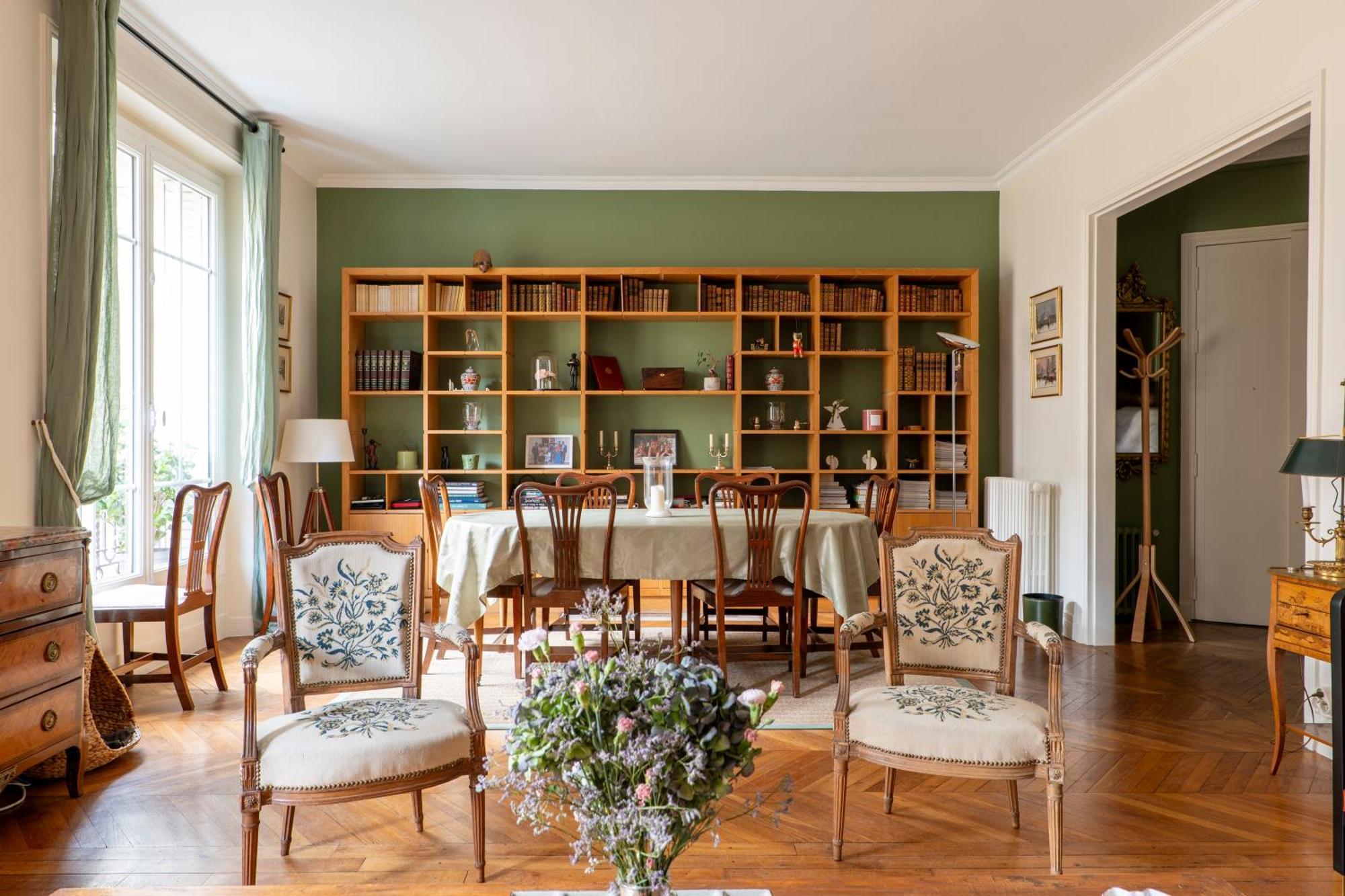 Apartment Veeve - Enduring Grace