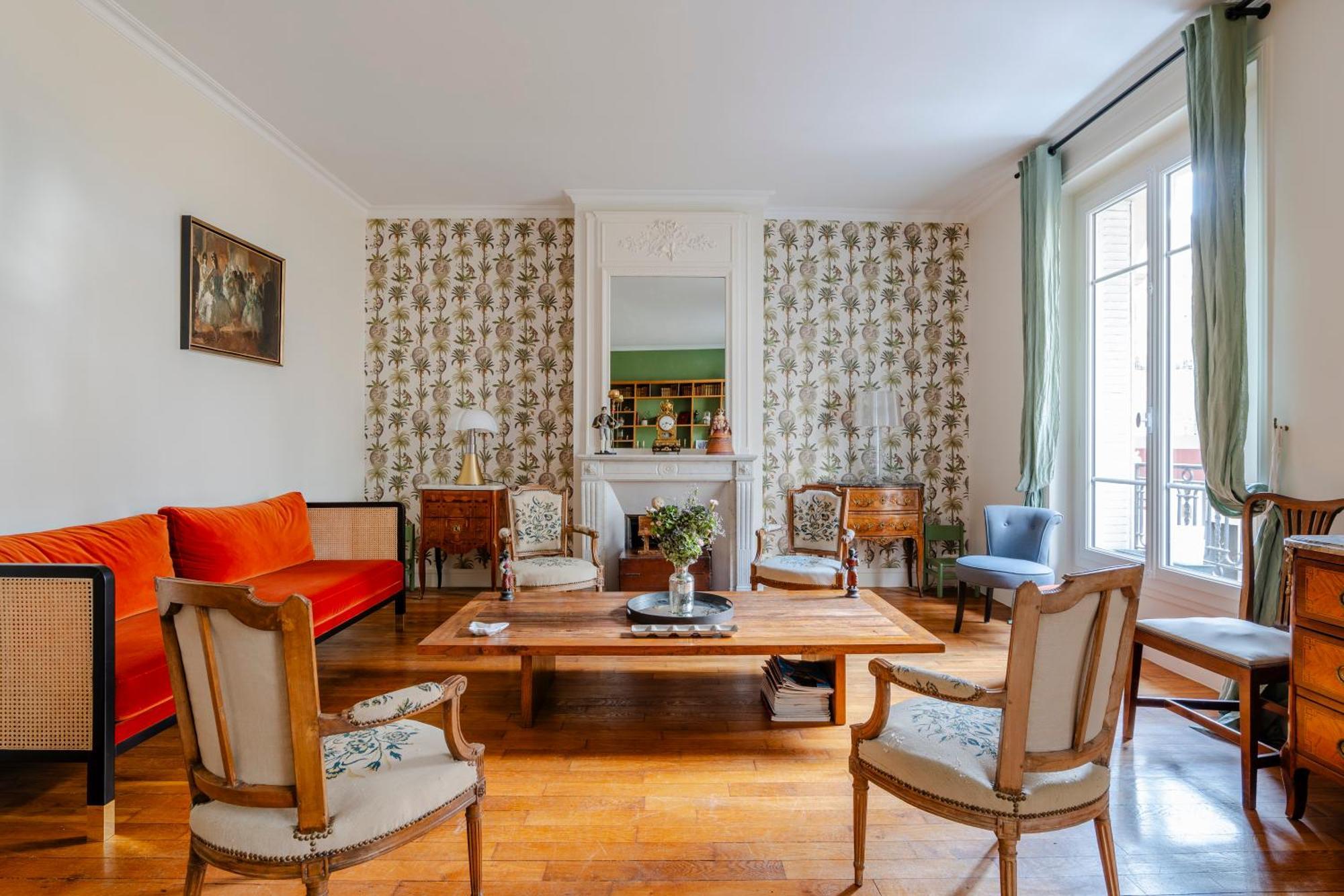 Veeve - Enduring Grace Apartment
