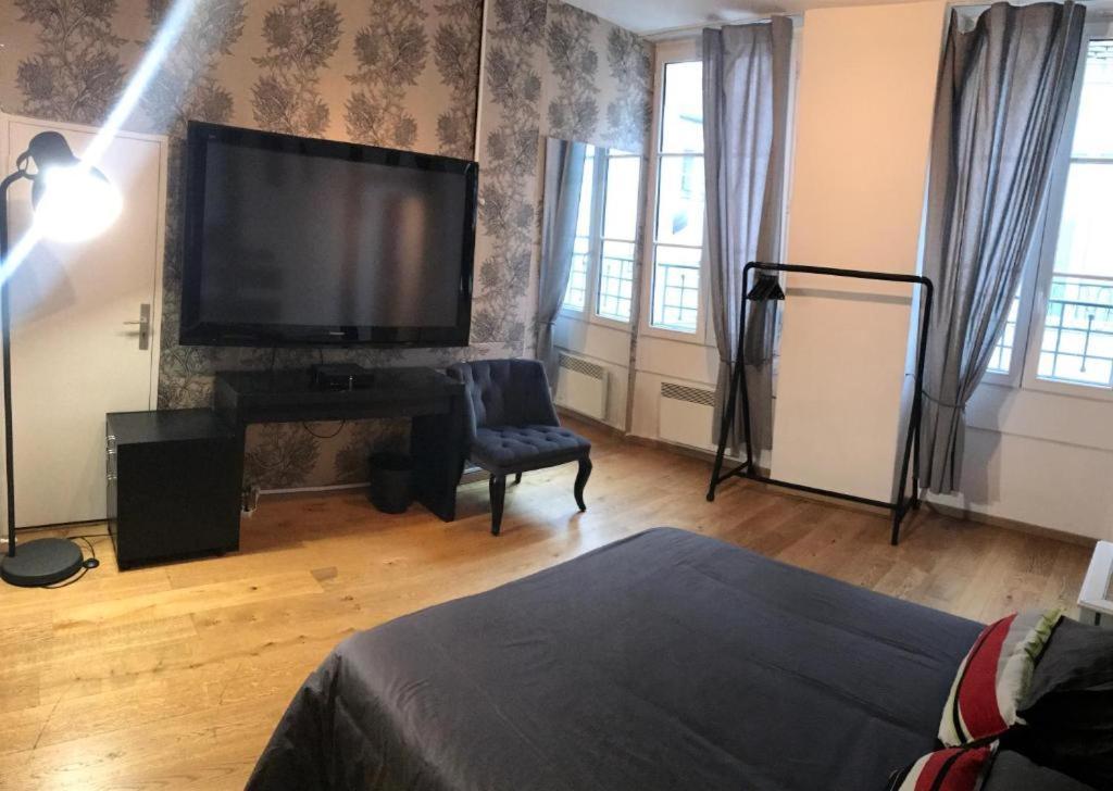 Apartment Center Saintgermainsdespres