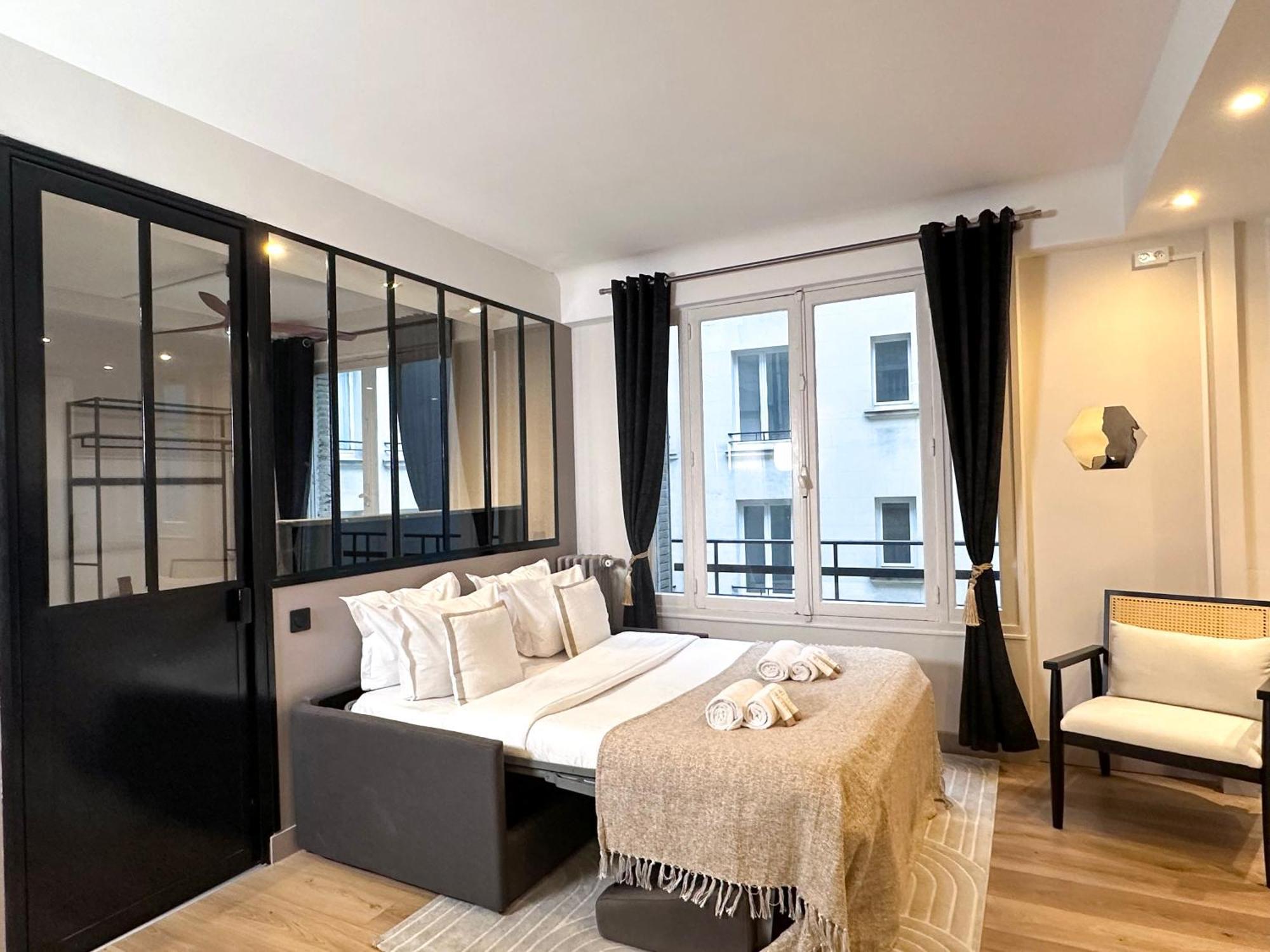 Beautiful Loft In Champs-elysees *