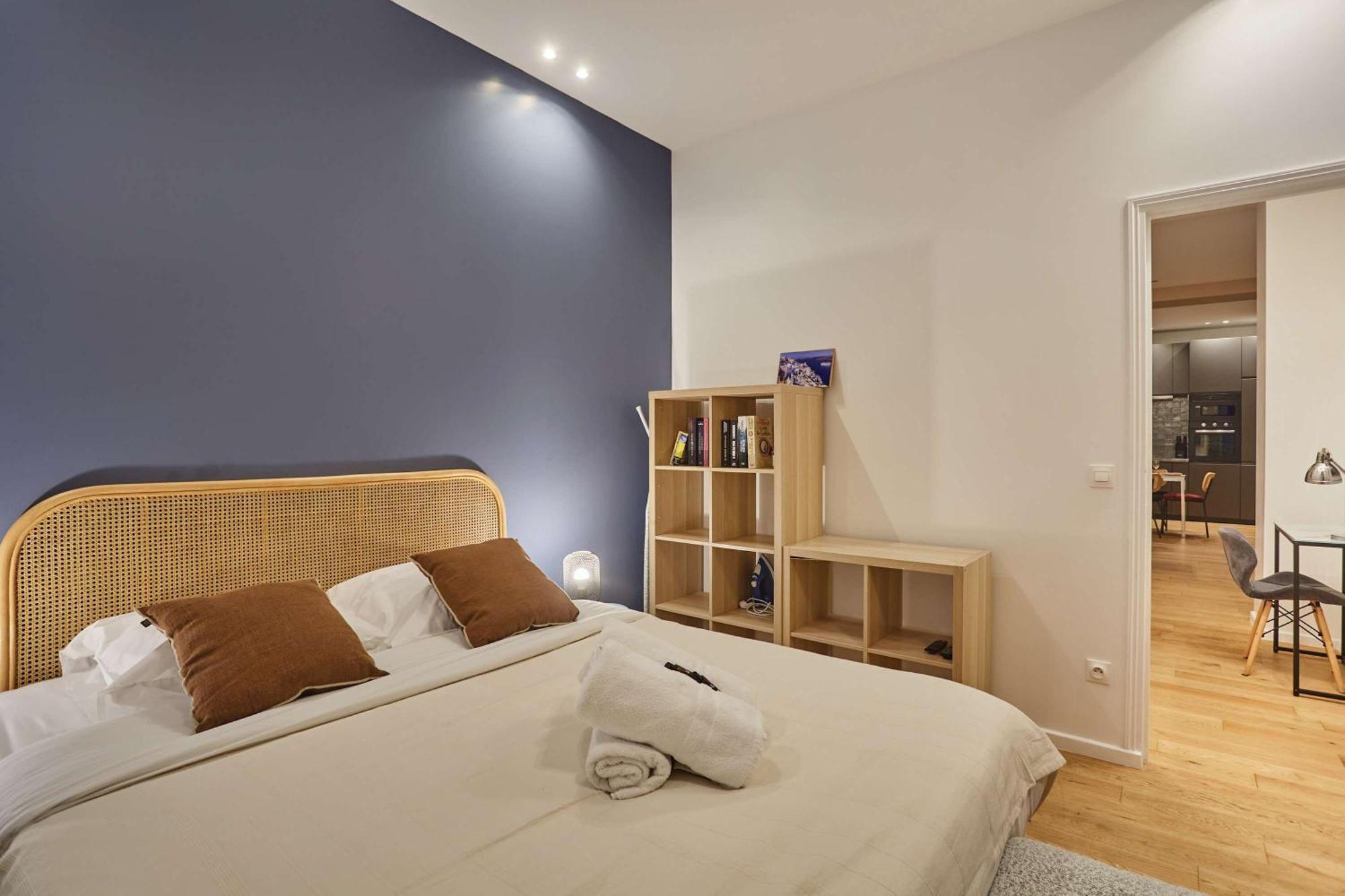 New 2 Bedrooms Center Of By Prestige Apartment Paris