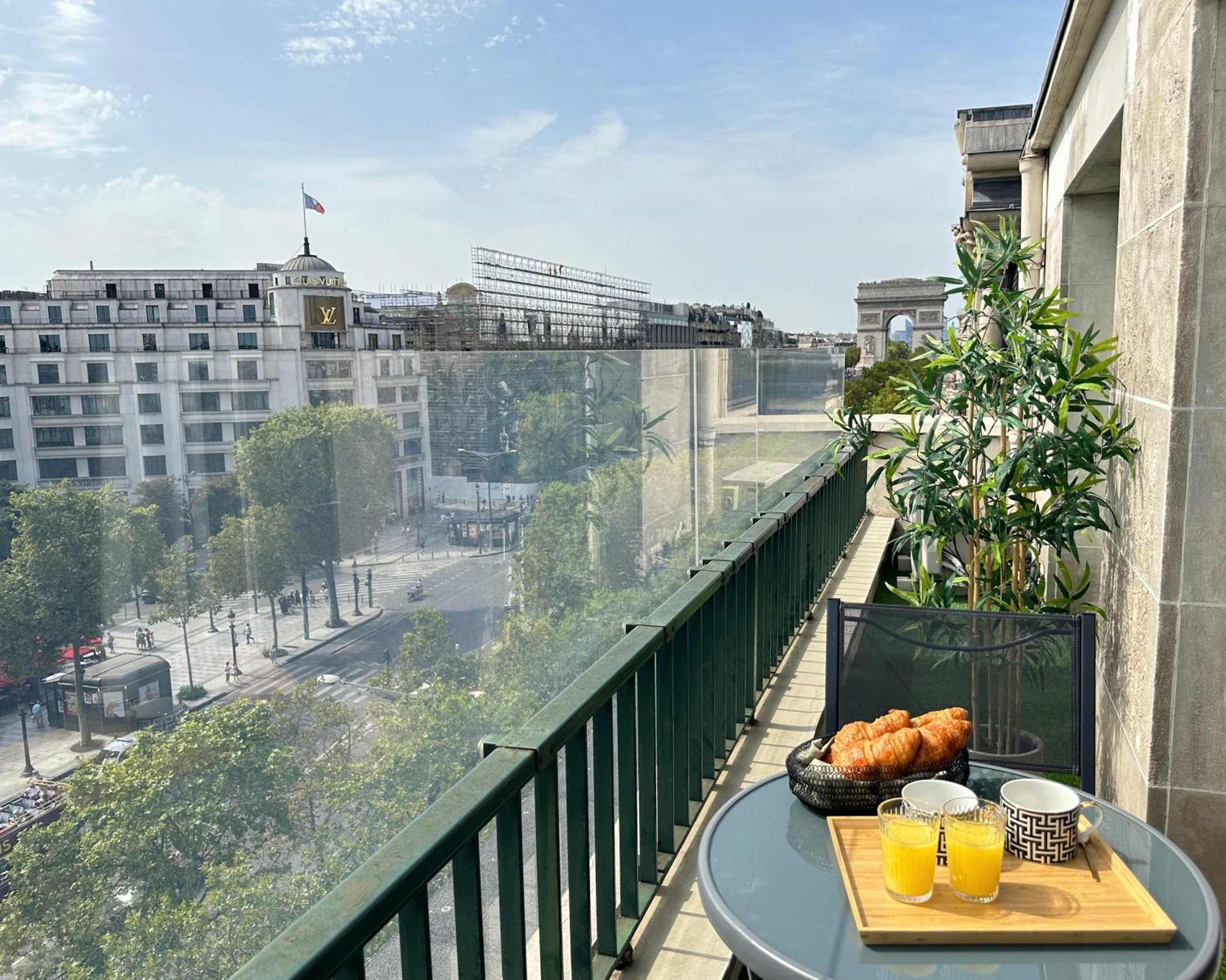 Unique Panoramic Flat Champs-elysees Apartamento