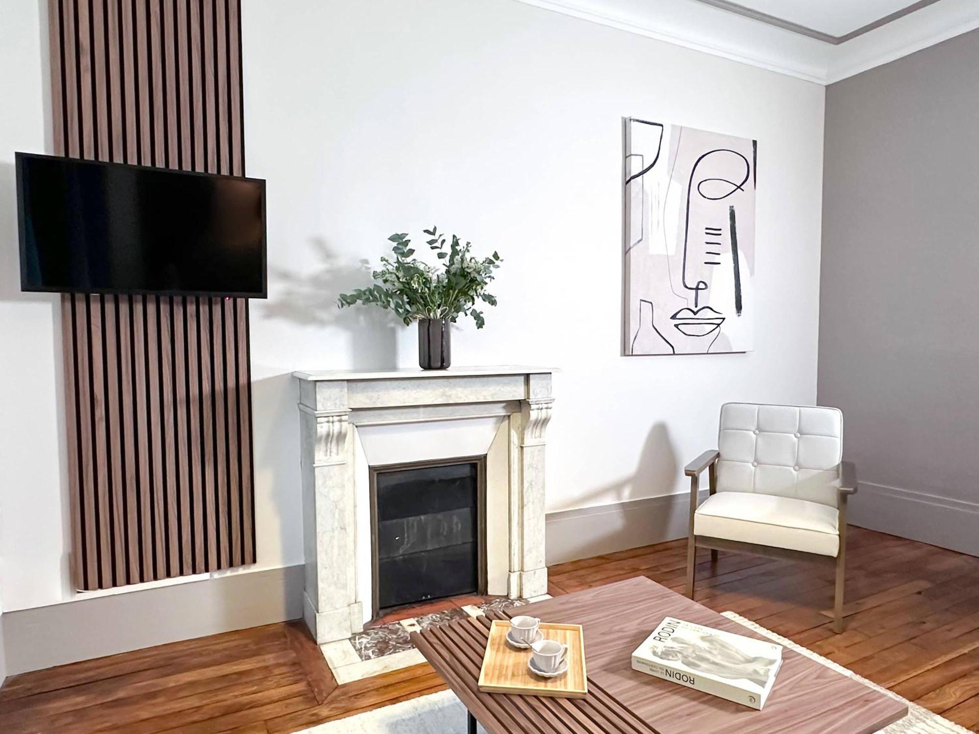 Charming Flat Near Eiffel Tower *
