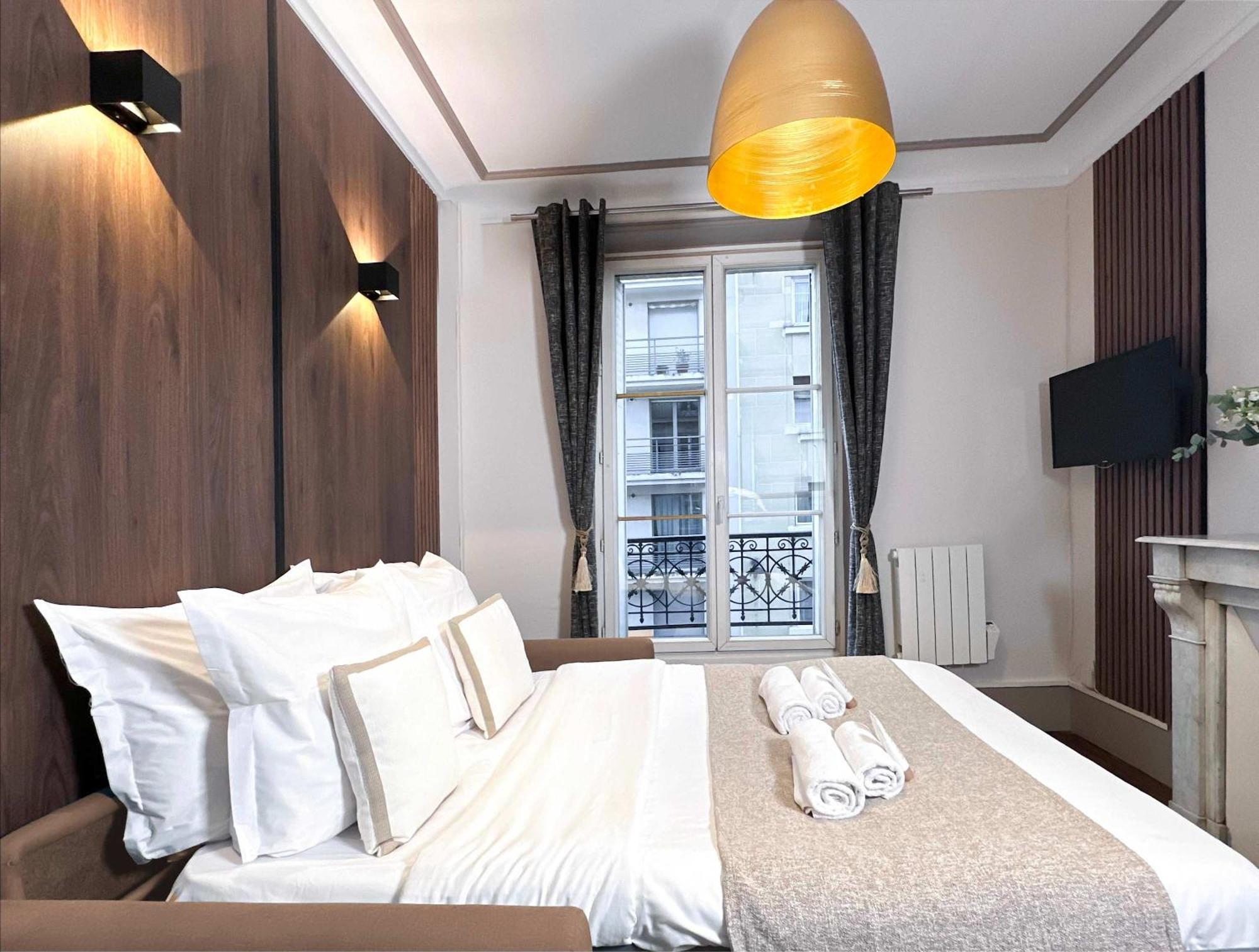 Charming Flat Near Eiffel Tower Apartment Paris