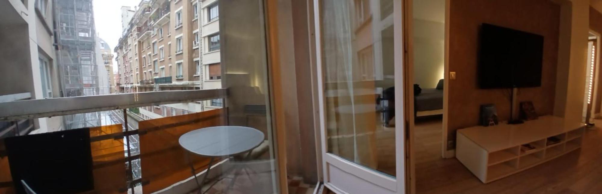 Beautiful T3 With Balcony - Near Parc Monceau *