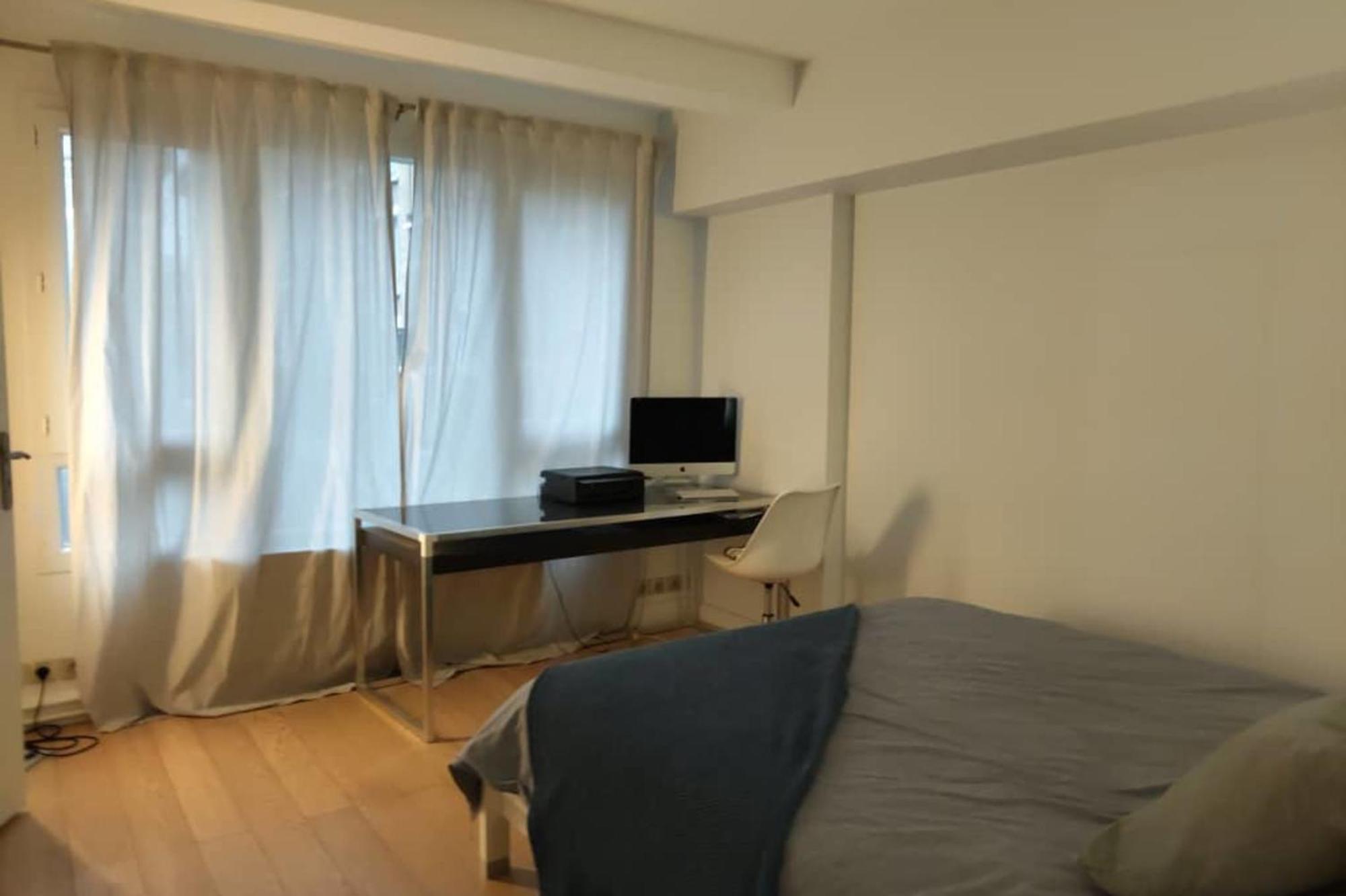 Beautiful T3 With Balcony - Near Parc Monceau Paris
