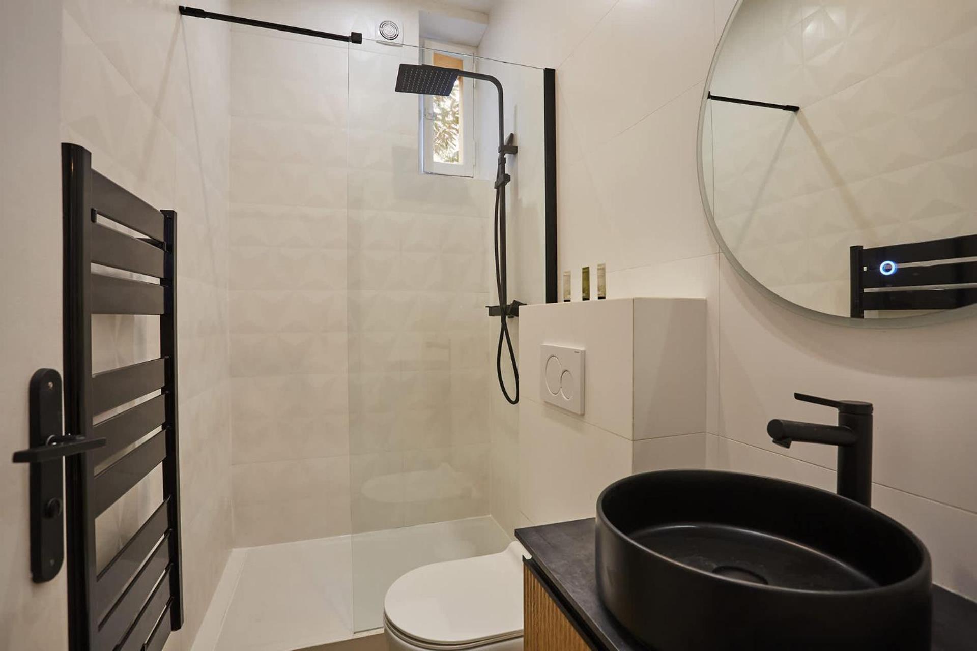 Sublime Flat Bois De Vincennes By Prestige *