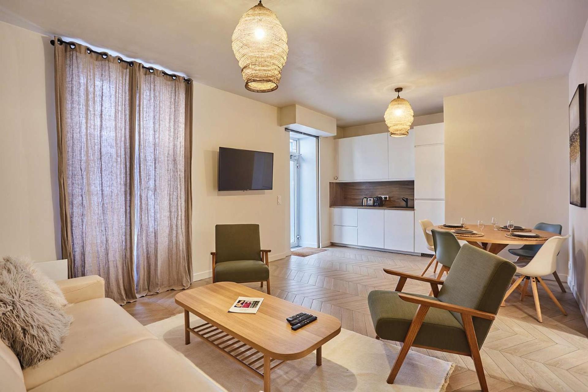 Sublime Flat Bois De Vincennes By Prestige