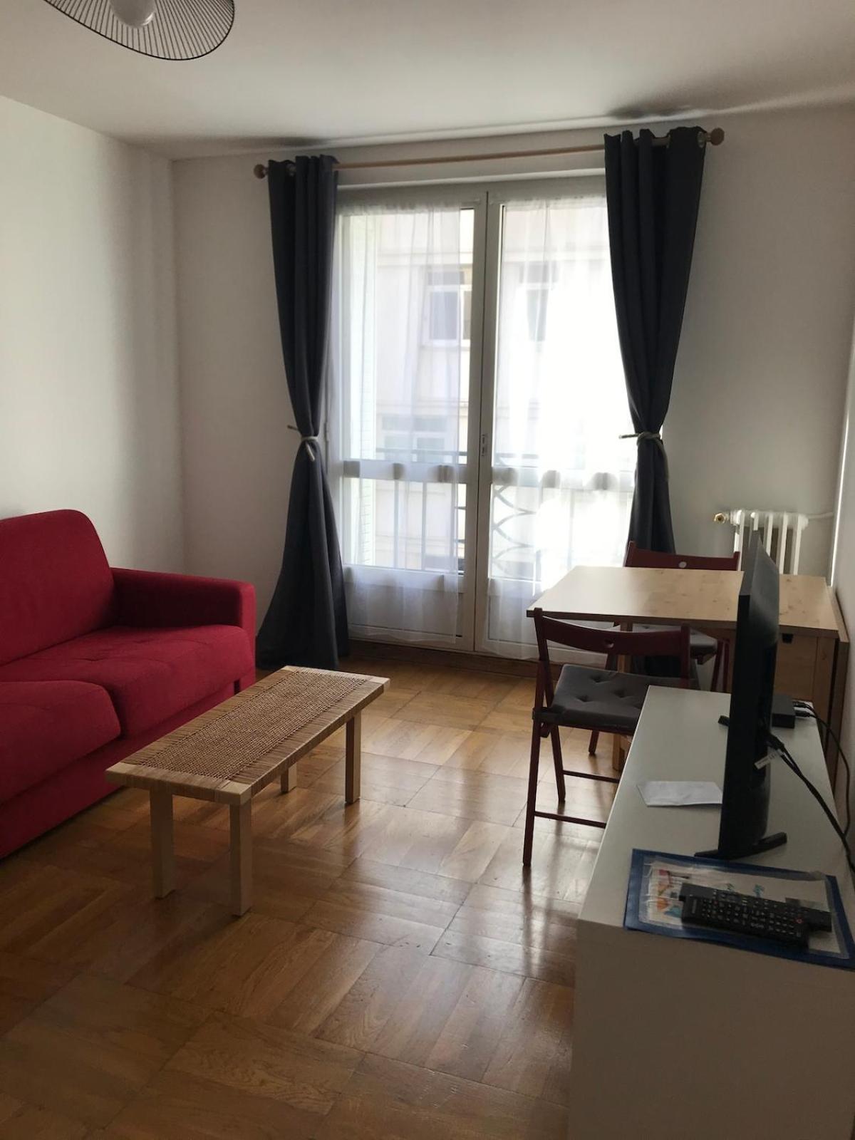 Cosy, Montparnasse-pte Versailles-tour Eiffel Apartamento *