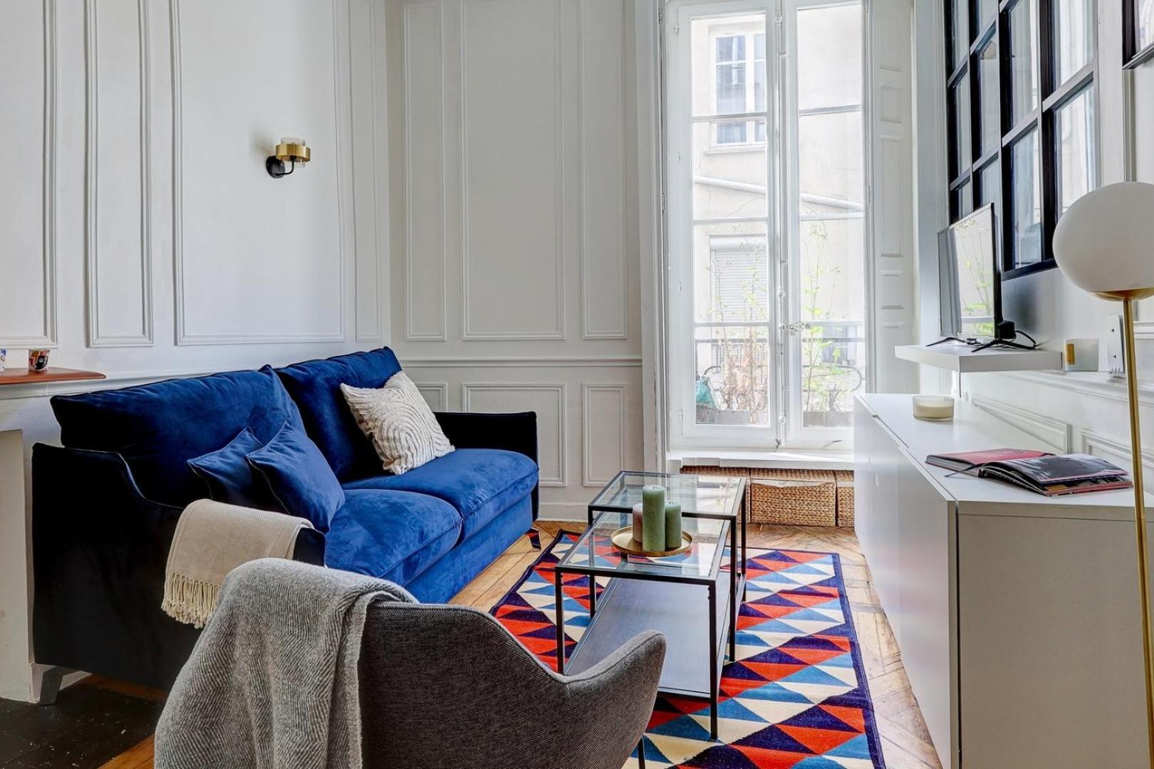 Bnbnook - Parisian Charm: 1br In Le Marais *