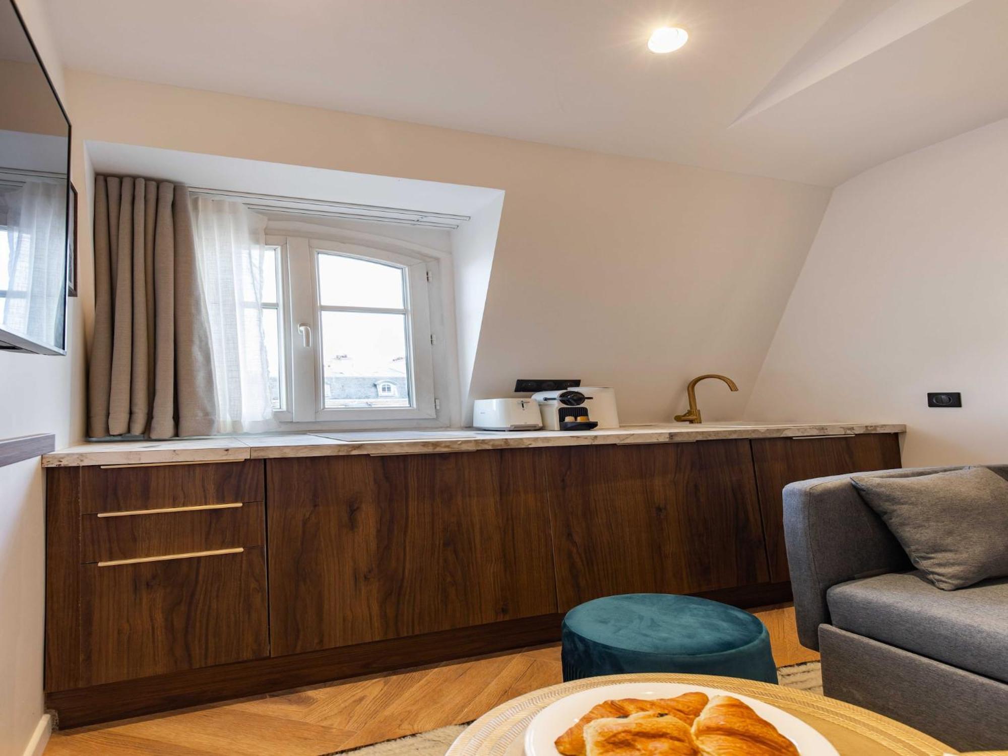 Cosy - Wagram Arc Triomphe Apartment