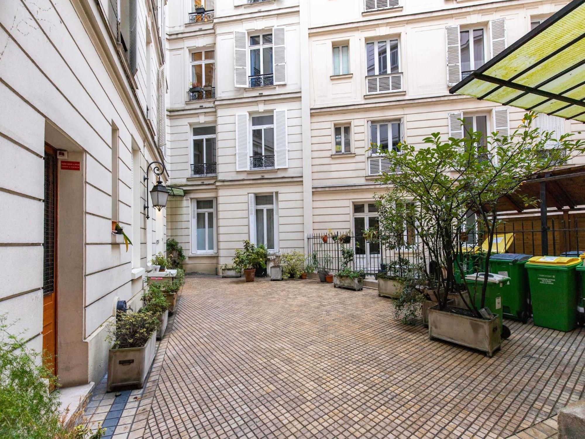Cosy - Wagram Arc Triomphe Apartment *