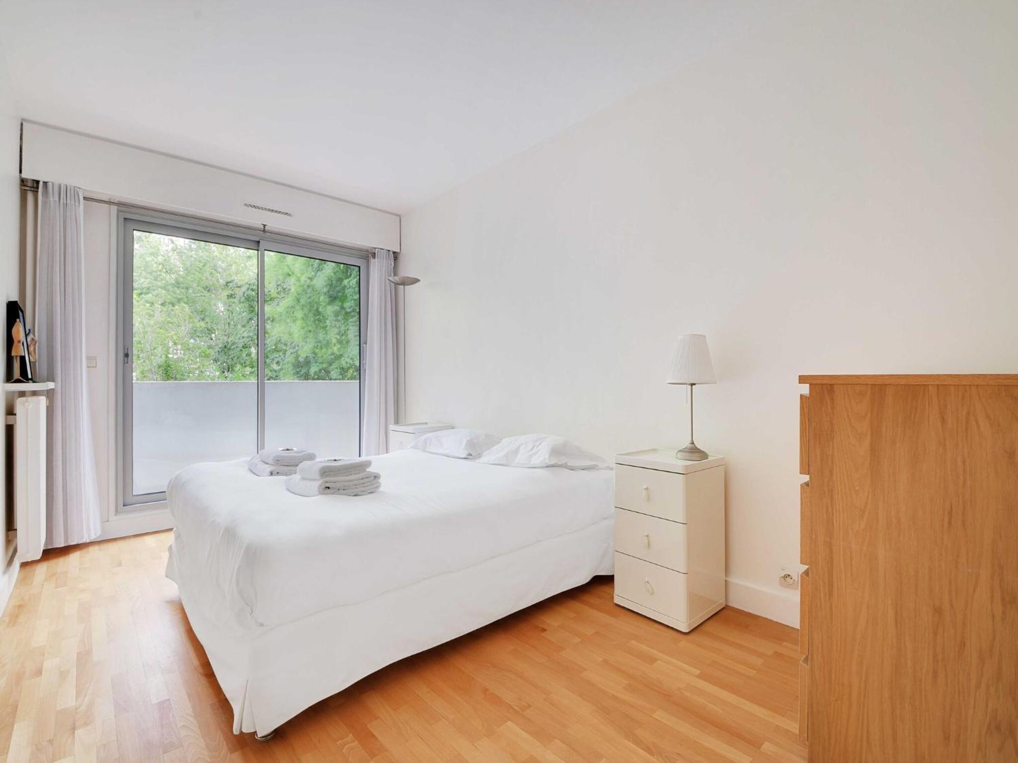 Cosy With Balcony- 3br 5p- Tour-eiffel