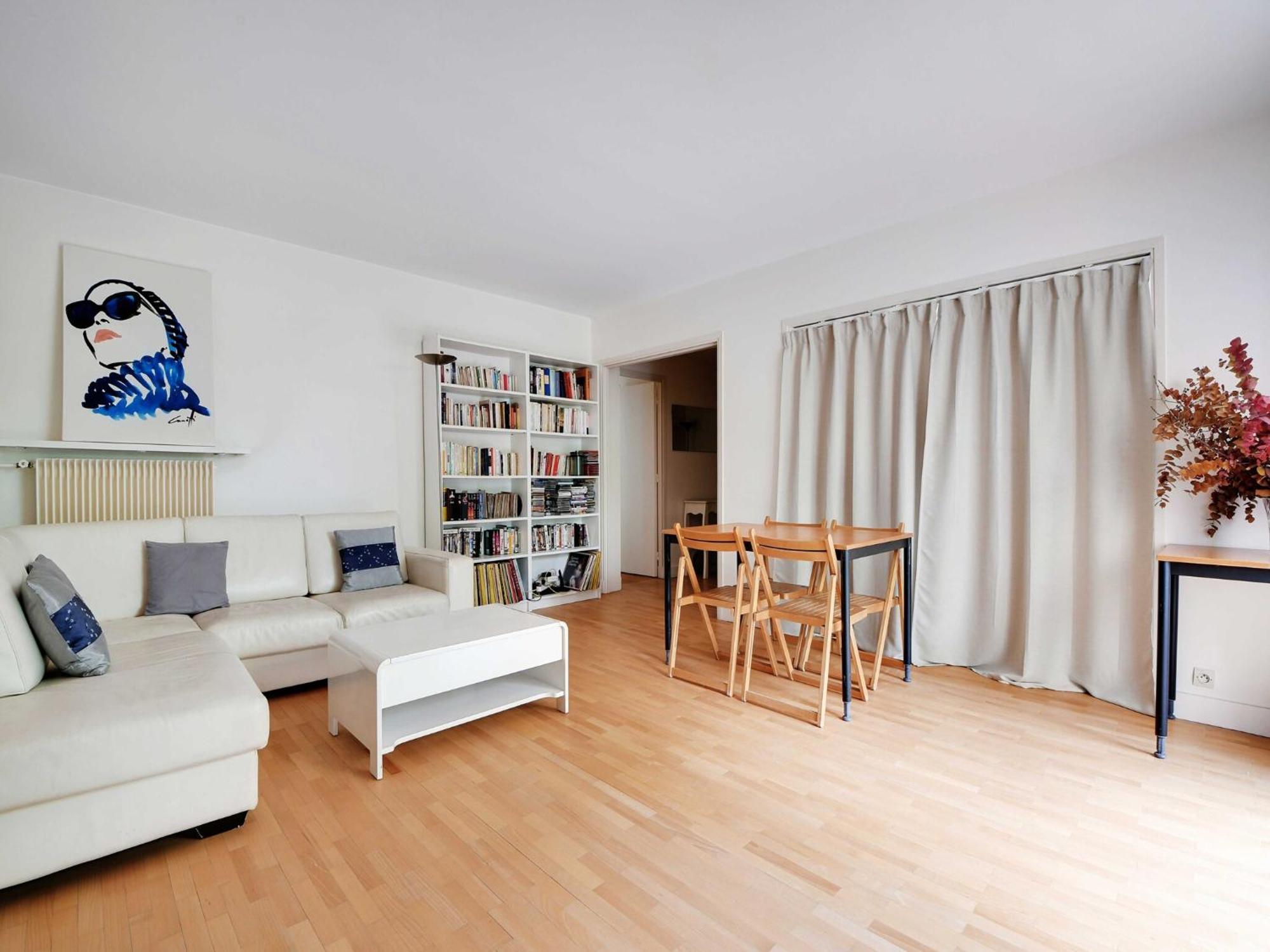 Cosy With Balcony- 3br 5p- Tour-eiffel Apartment