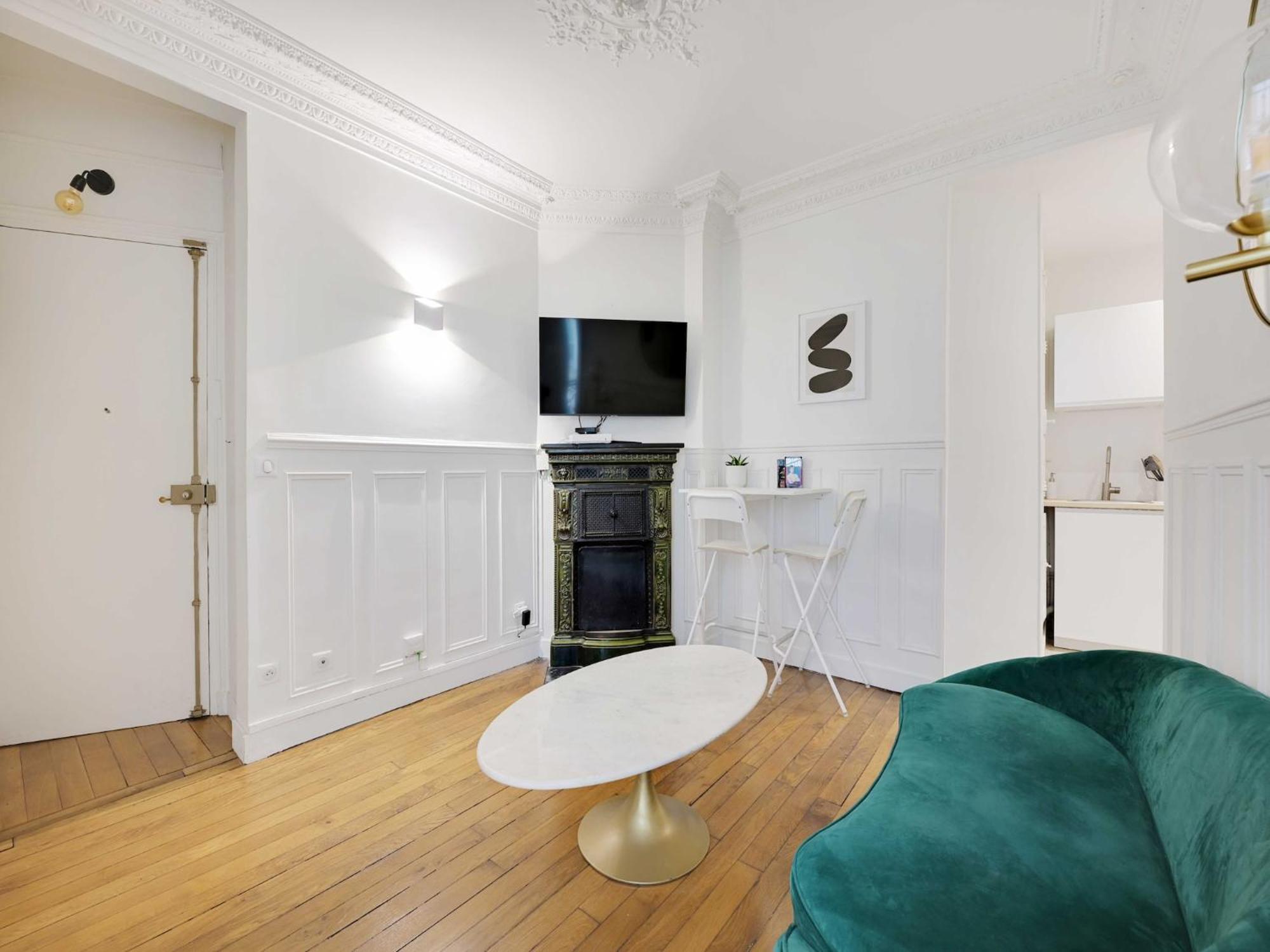 Superb Appt - 17th Ard - Mobility Lease Apartment Paris