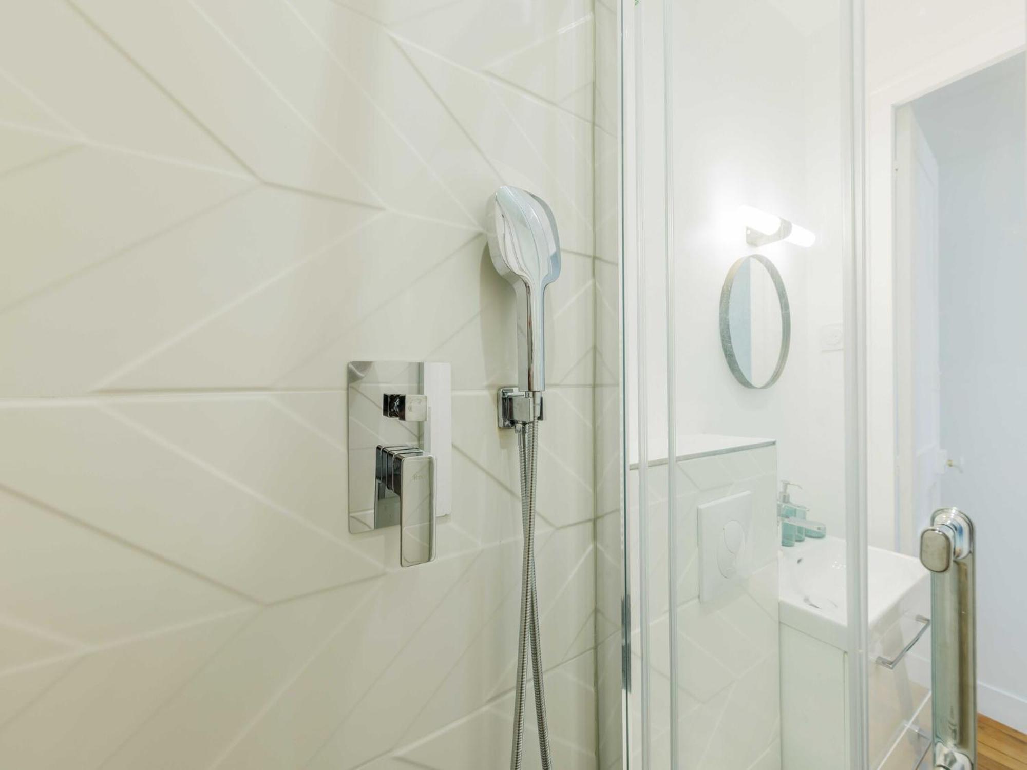 Apartment Appt 1 Bdr 2p Proche Buttes Chaumont Paris