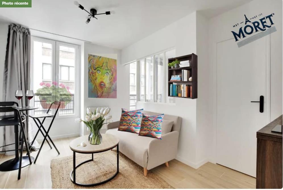 Moret Art Flats Trendy East