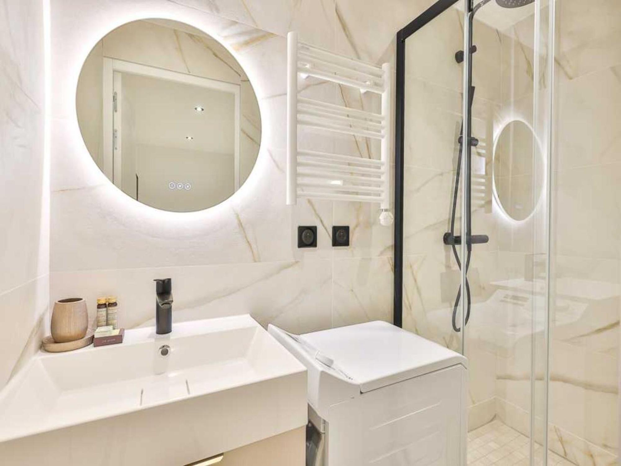 Newly Renovated Canal De L'ourq Apartamento Paris