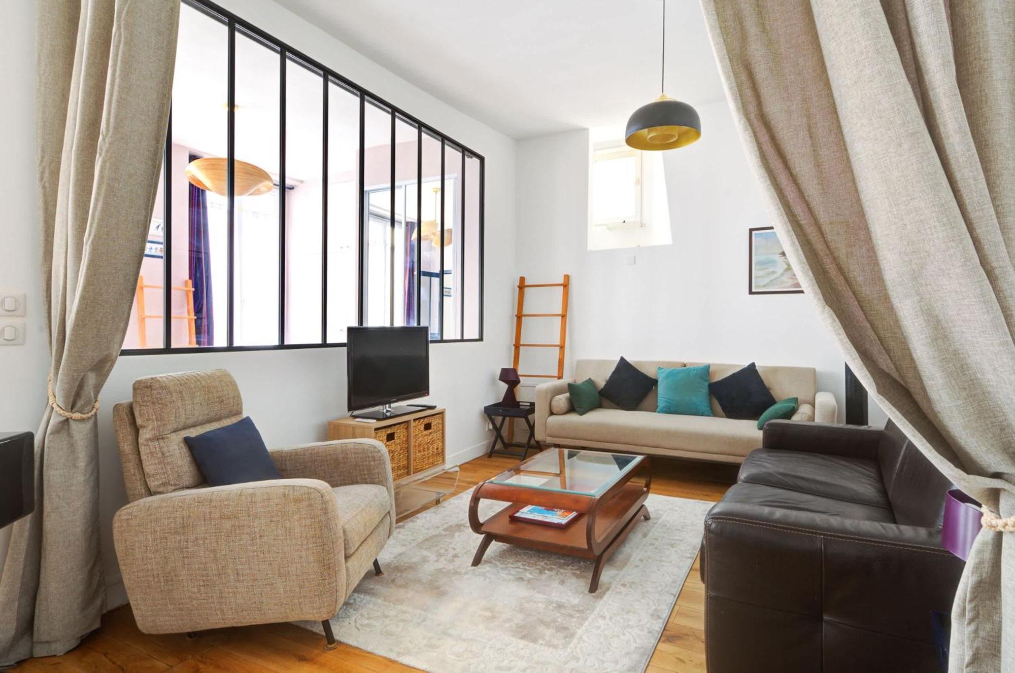 Apartment In Le Marais *