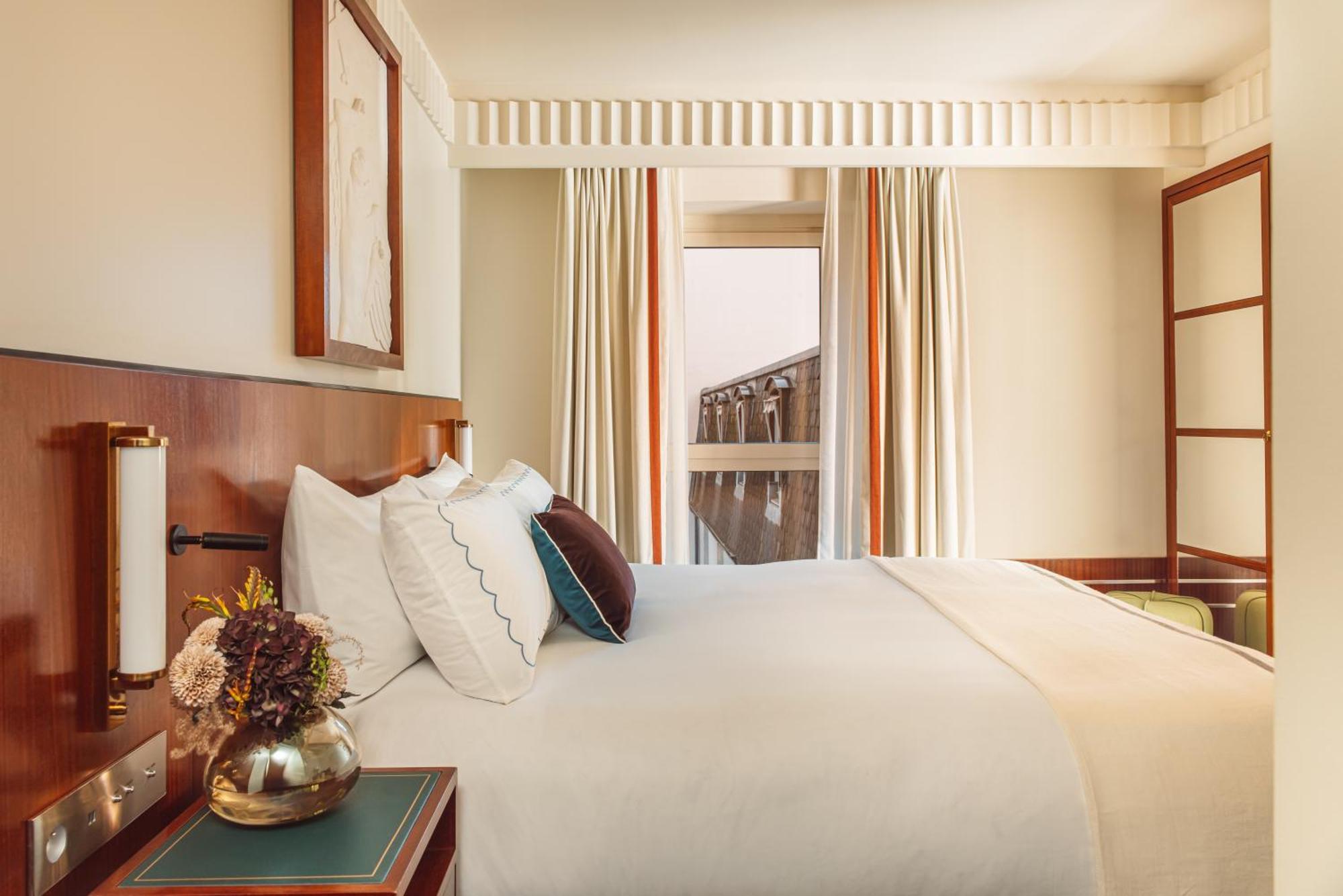 Des Grands Voyageurs Hotel 4*