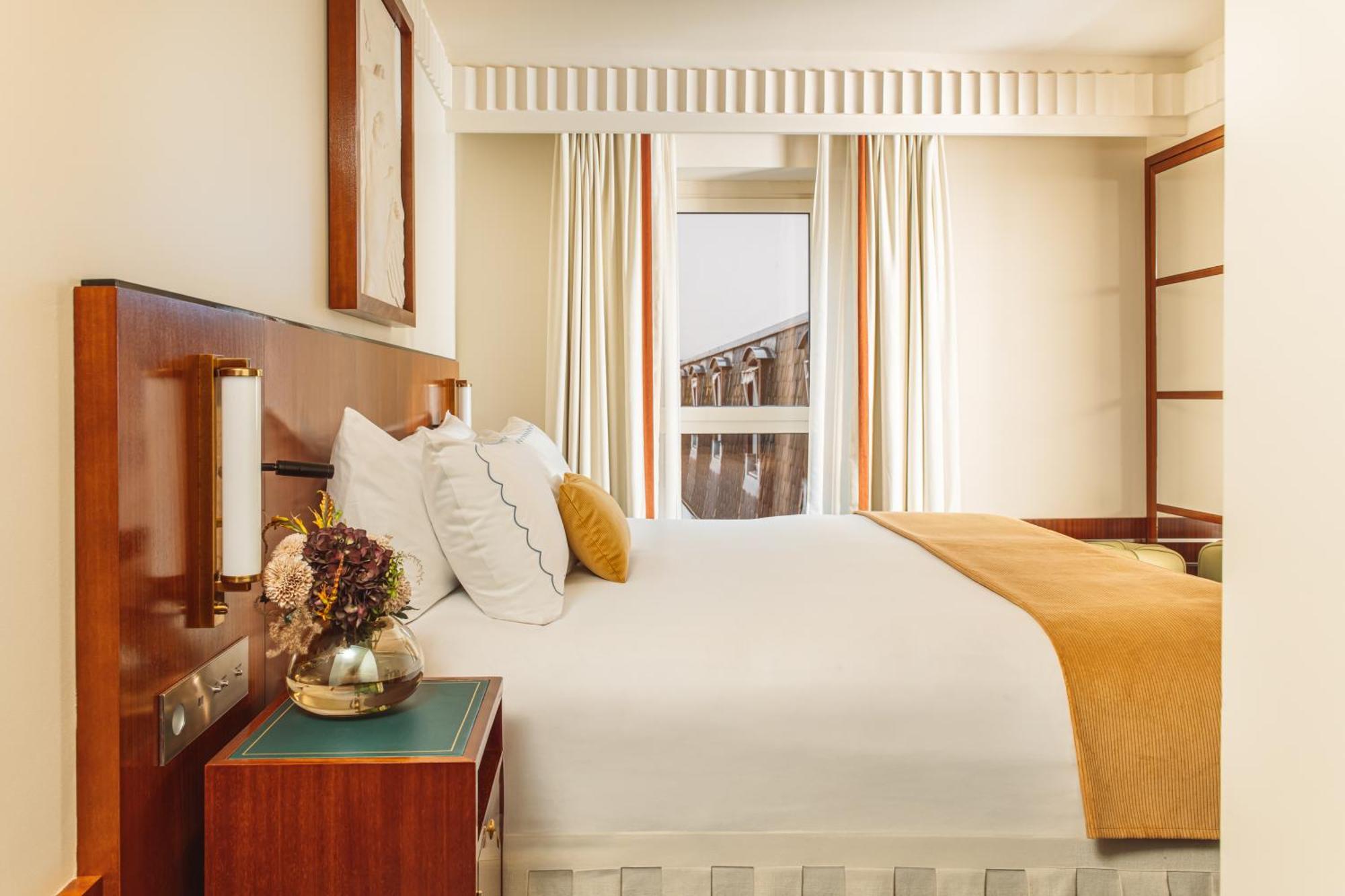 Hotel Des Grands Voyageurs 4*