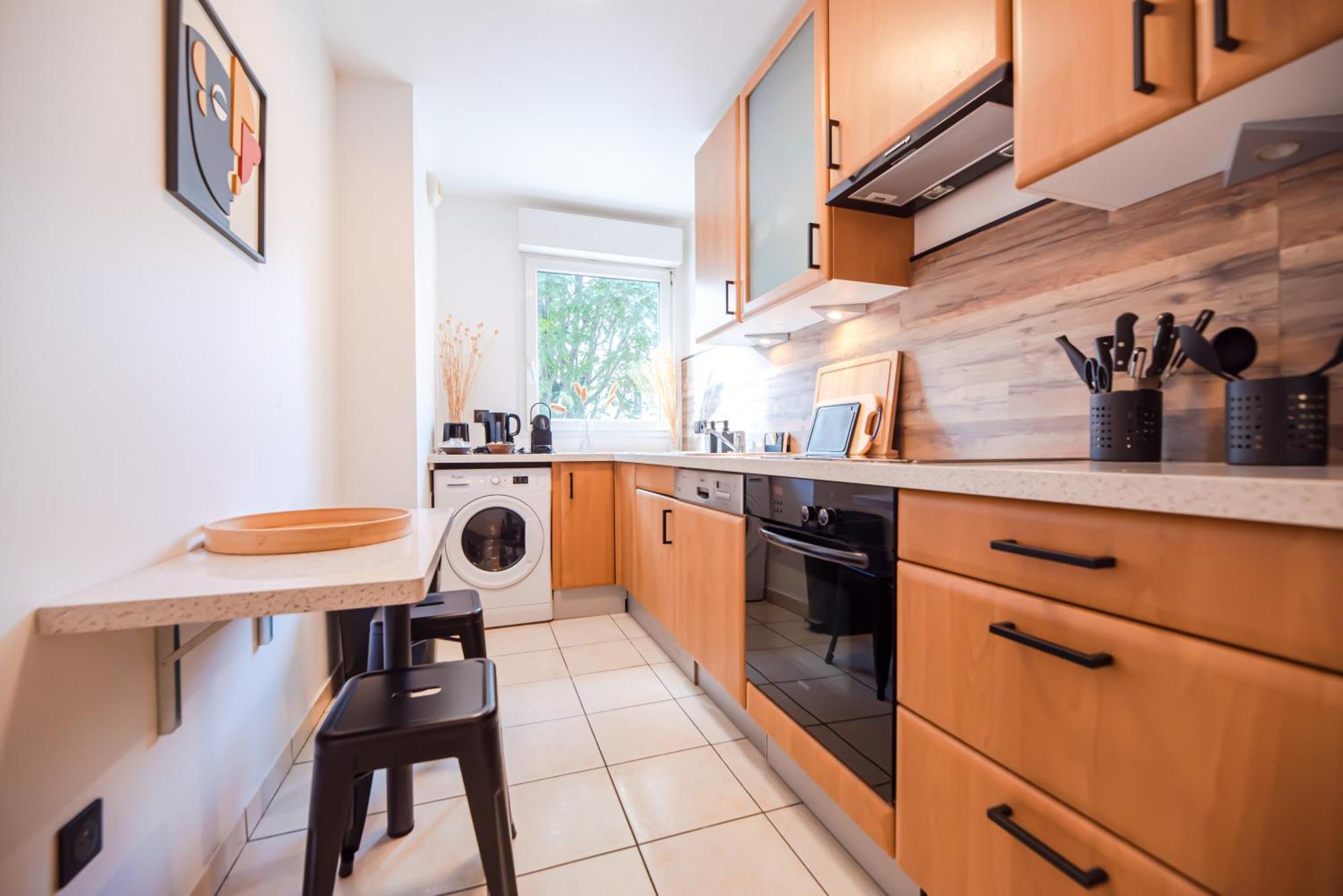 Cia - Flat With Balcony In East Paris, Buttes Chaumont * Paris