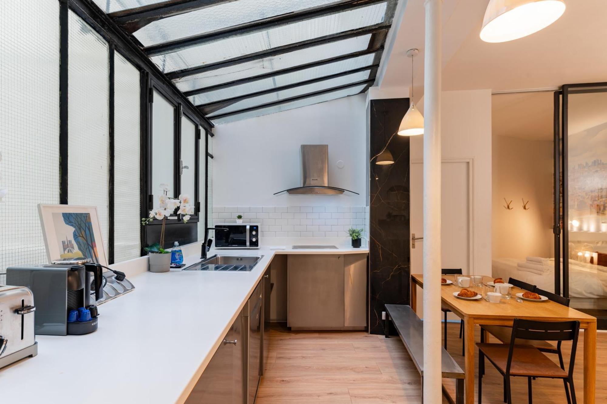 Saint Germain Sartre Appartement Paris