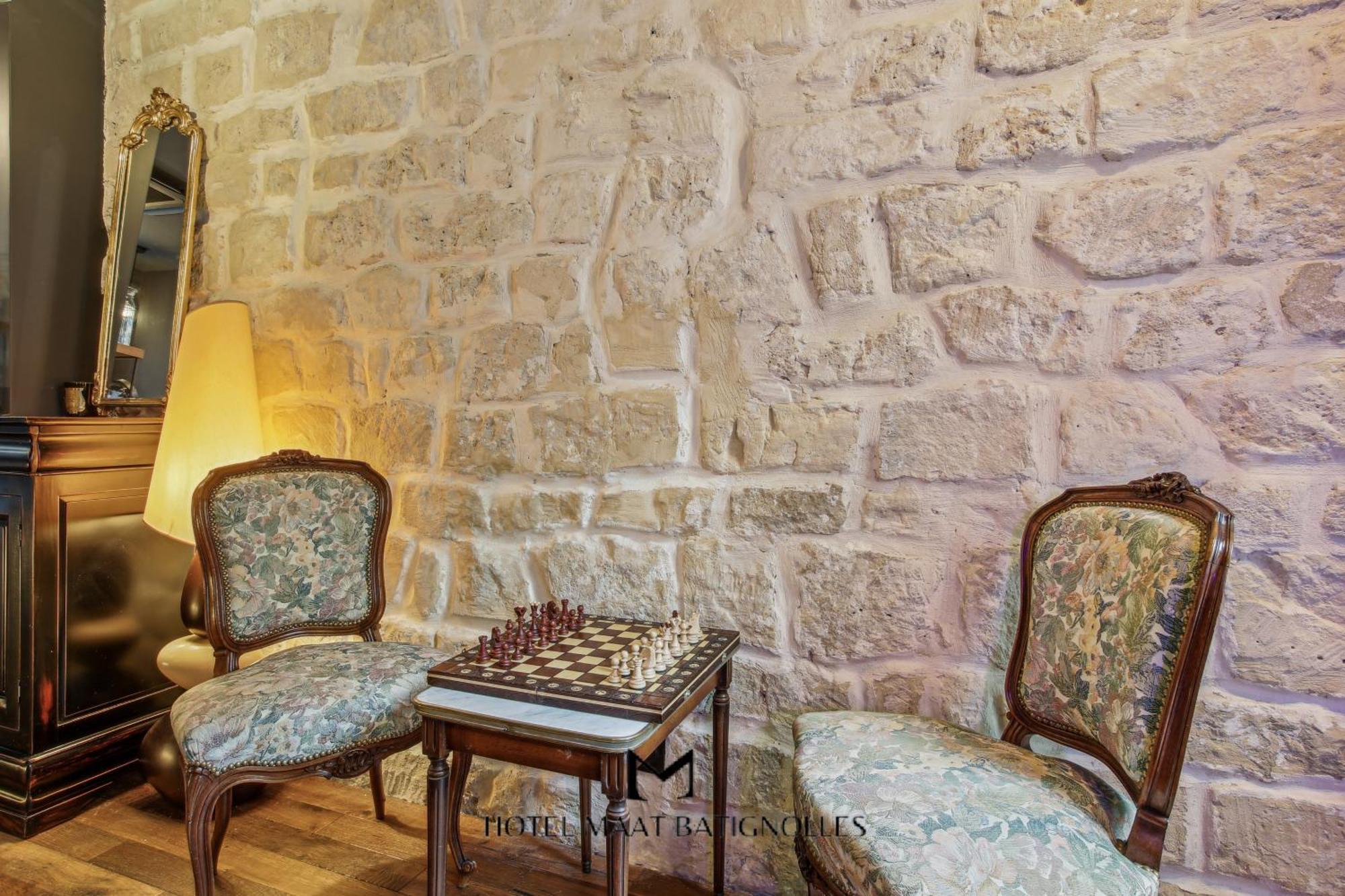 Maat Batignolles Hotel Paris