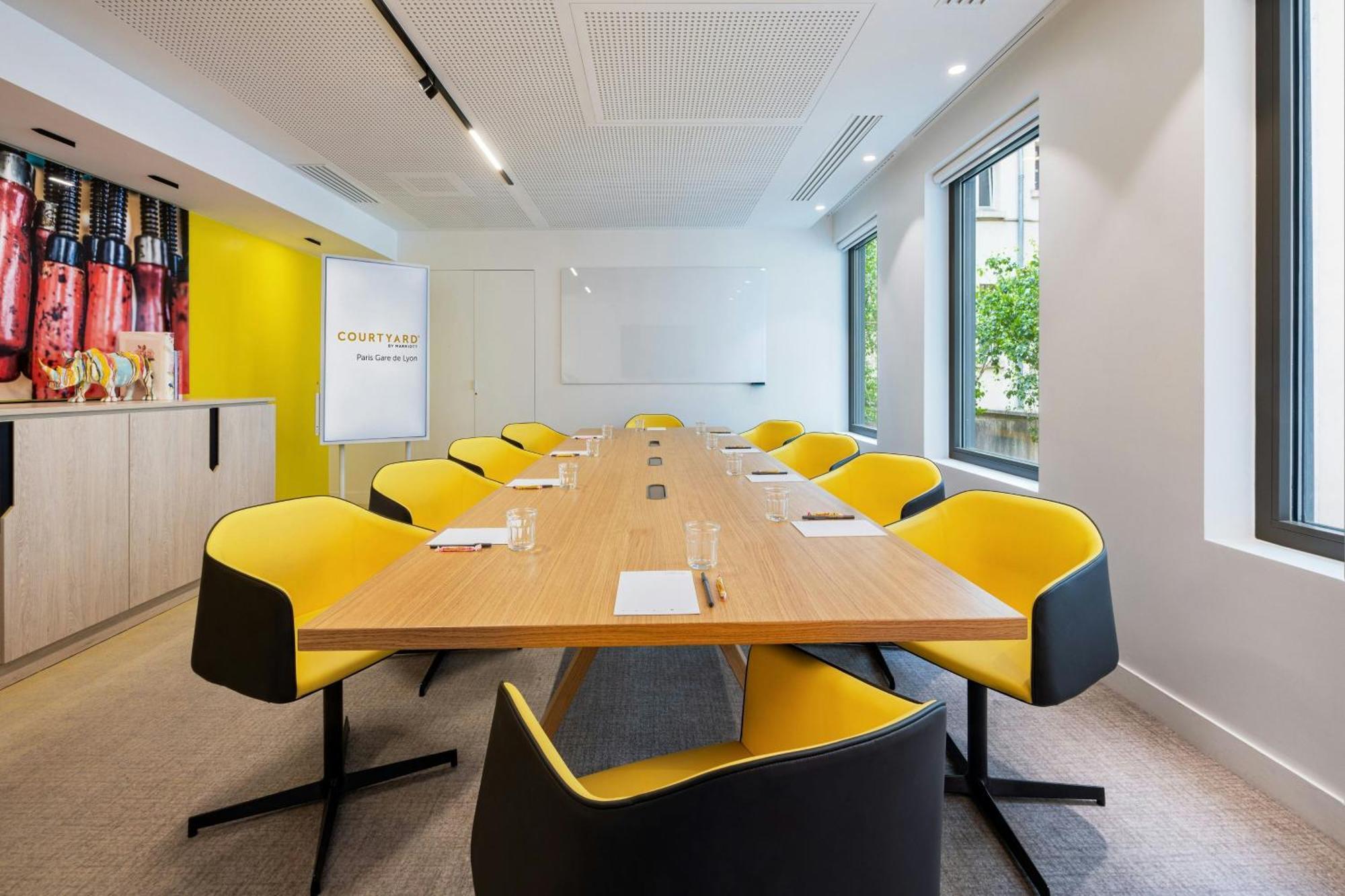 Hotel Courtyard By Marriott Gare De Lyon Paris