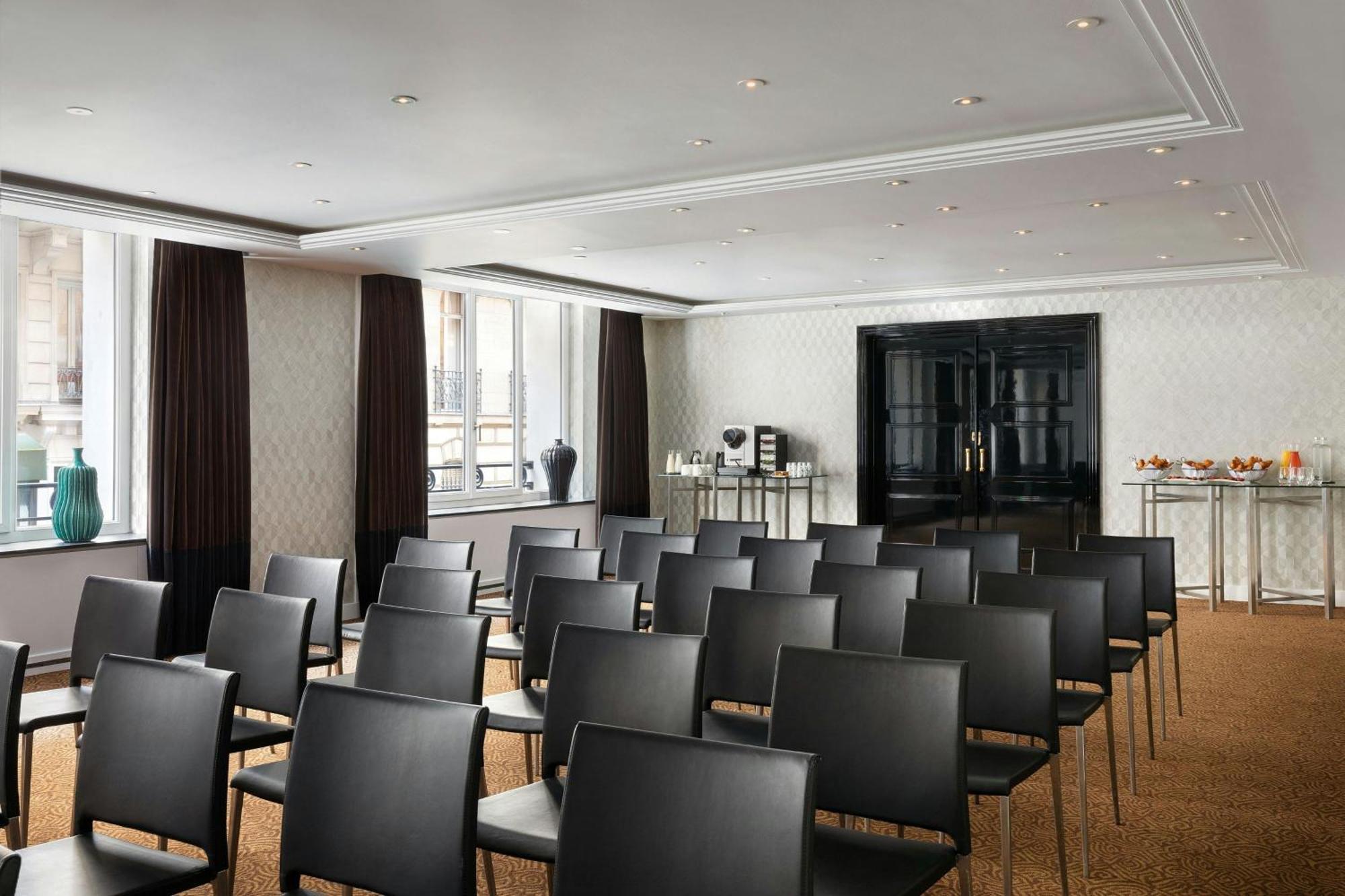 Prince De Galles, A Luxury Collection Hotel, Hotel