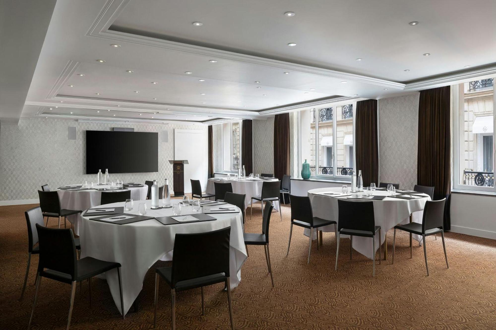Prince De Galles, A Luxury Collection Hotel, Paris