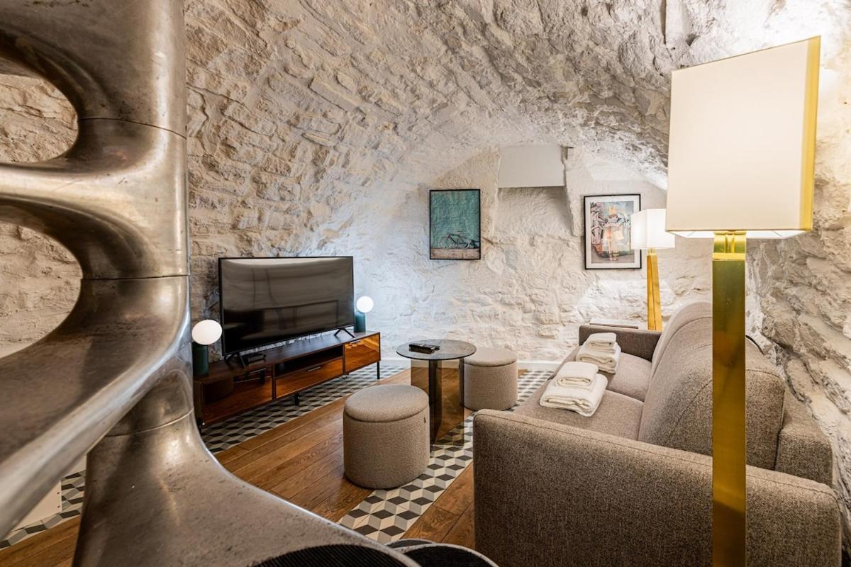 Apartment Typical Parisian In Le Marais#4 Pers