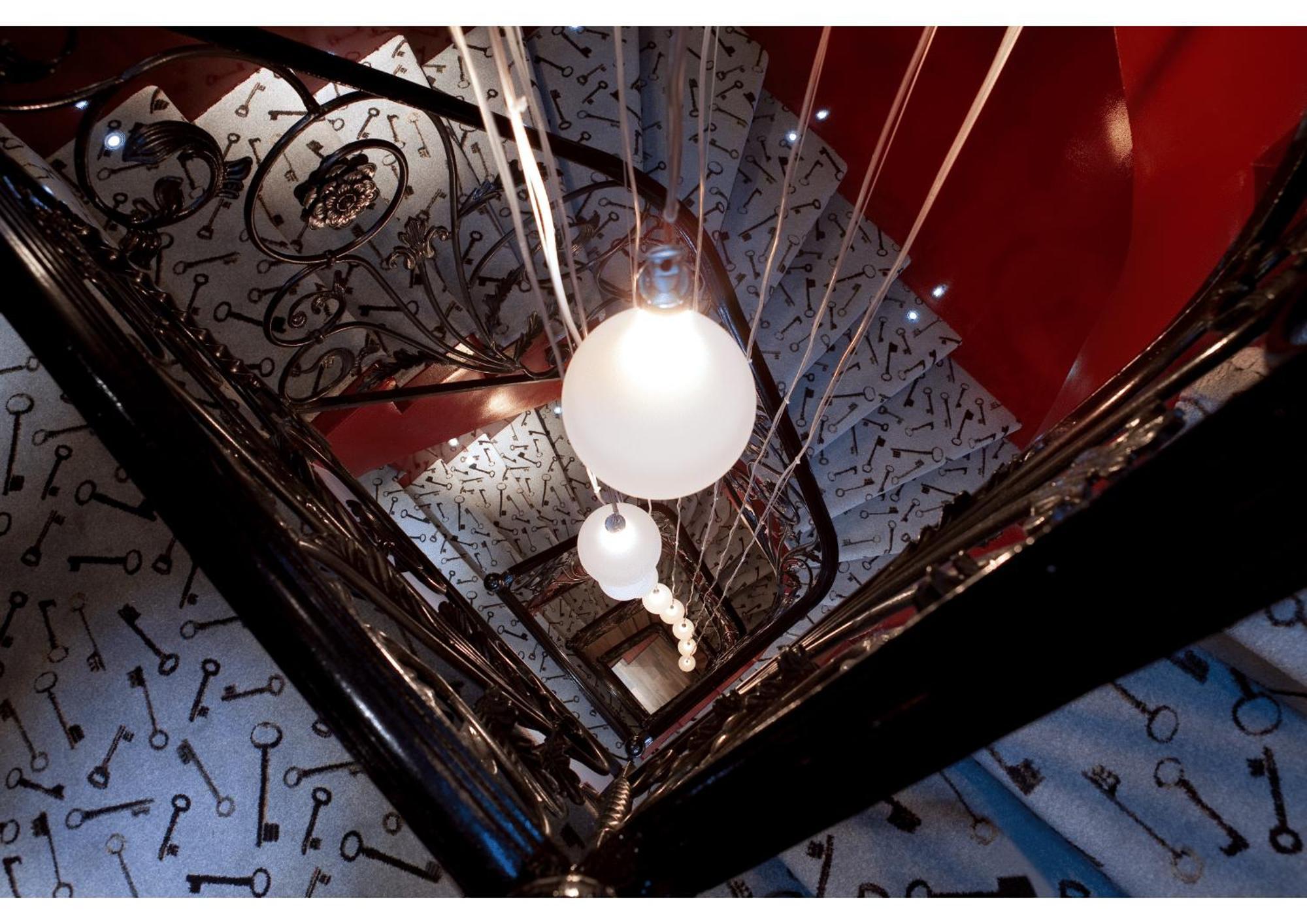 Secret De - & (adults Only) Paris