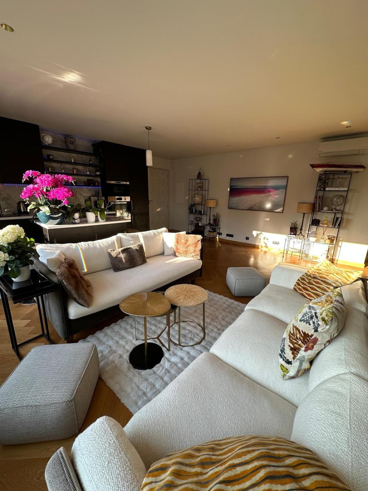 Beautiful Terrace Invalides And Fireplace Apartment *