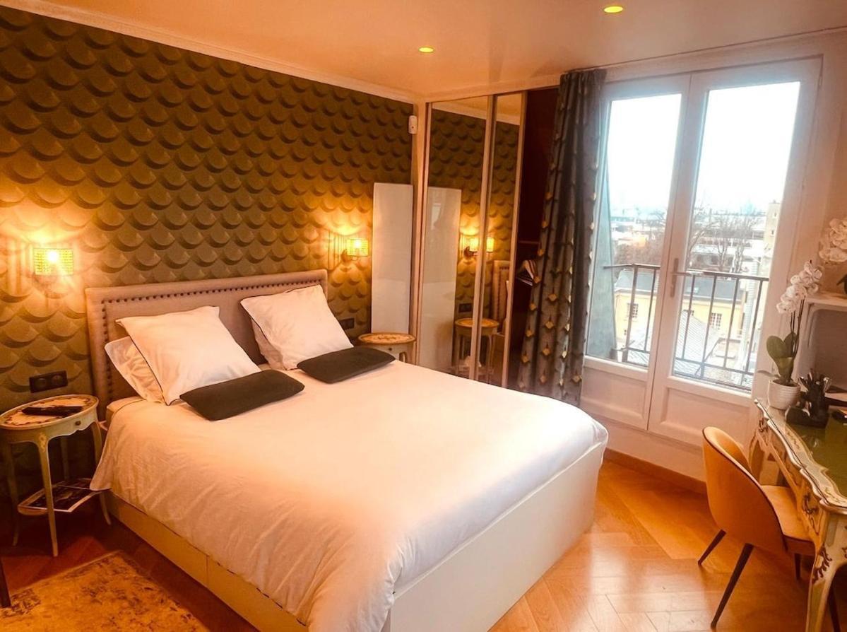 Beautiful Terrace Invalides And Fireplace Apartment *