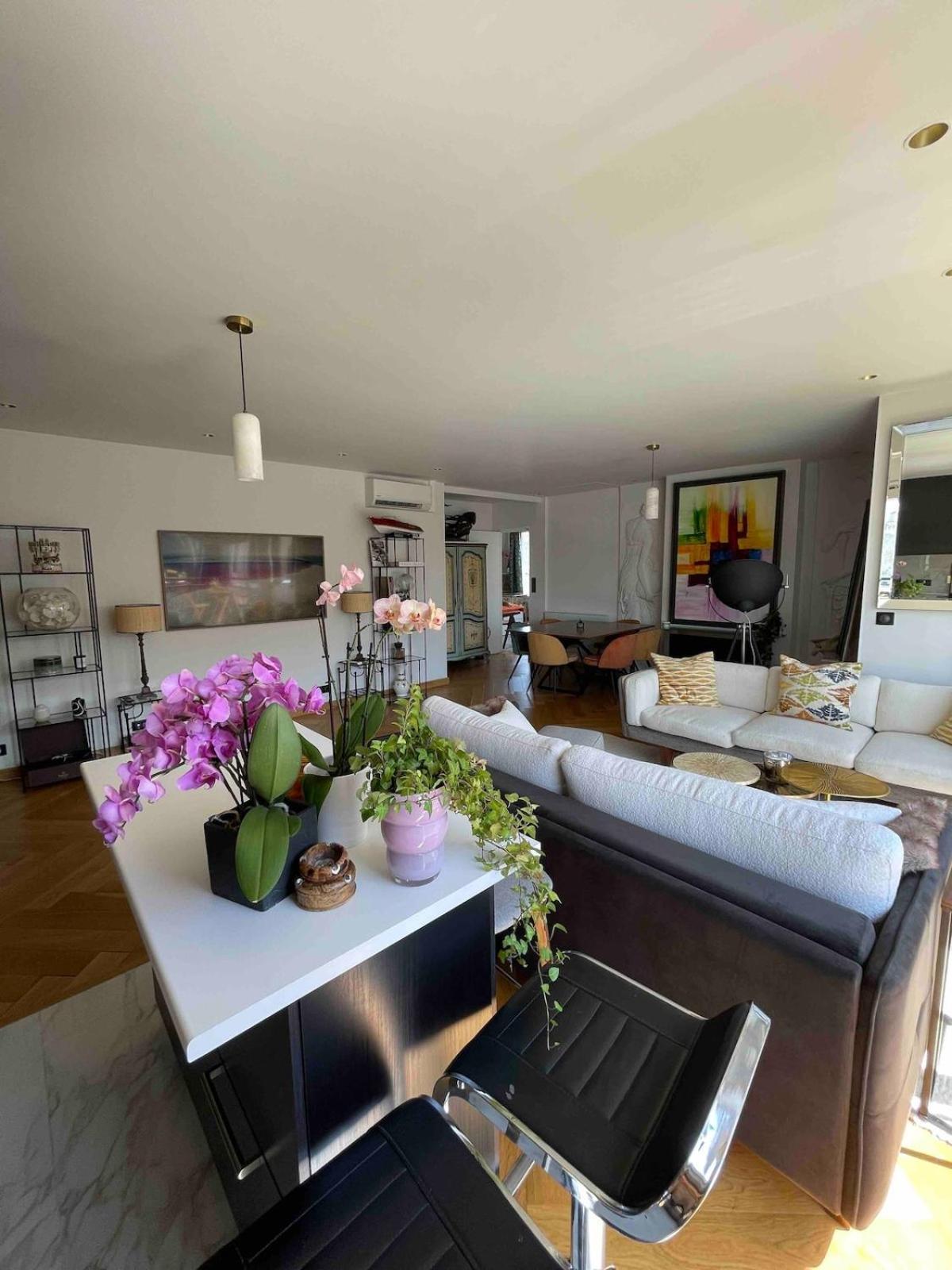 Beautiful Terrace Invalides And Fireplace *