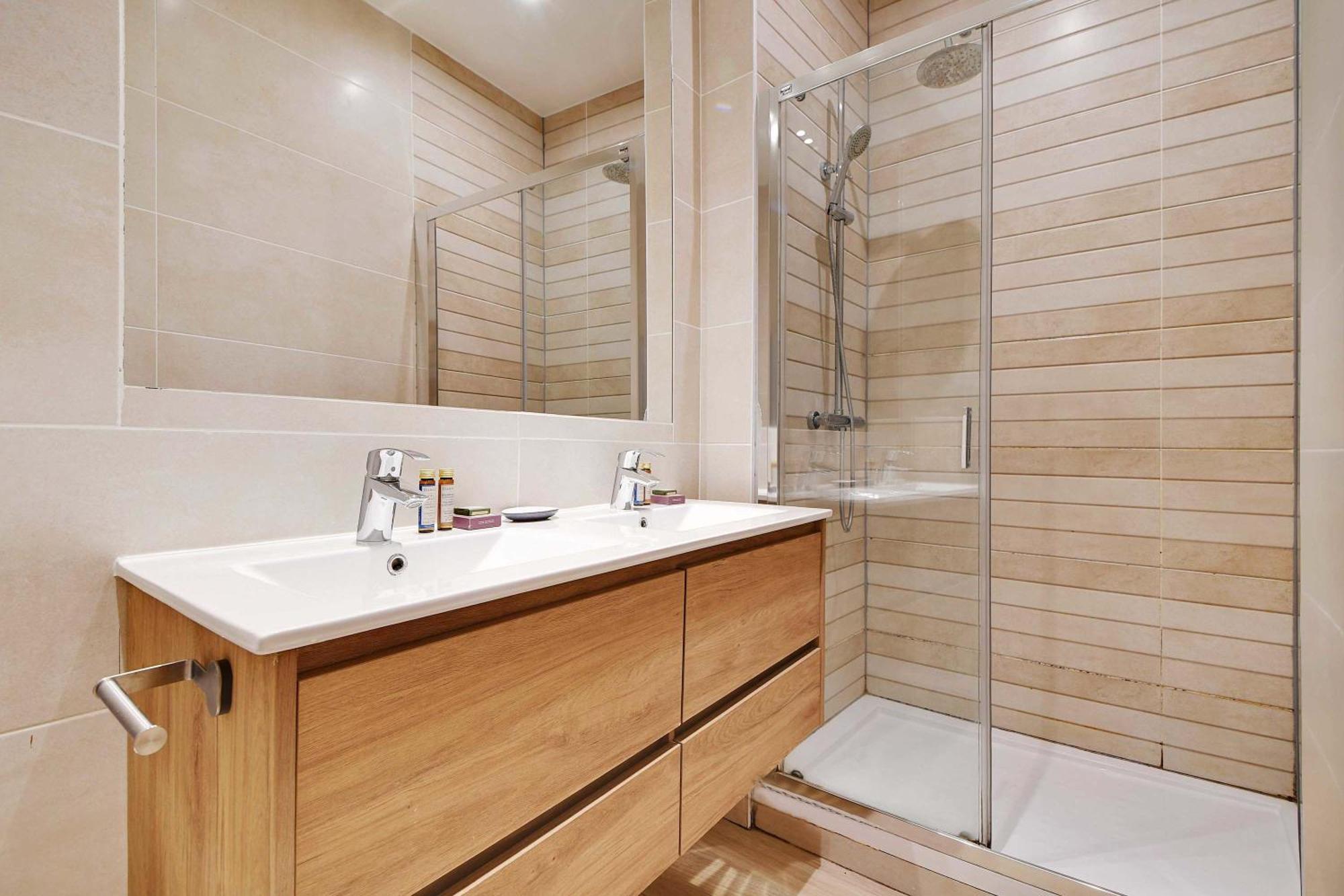 Apartment Wonderful - 2br 8p - Aligre *