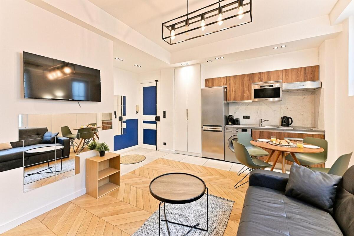 Apartment Raffine Pres De La Seine 16eme