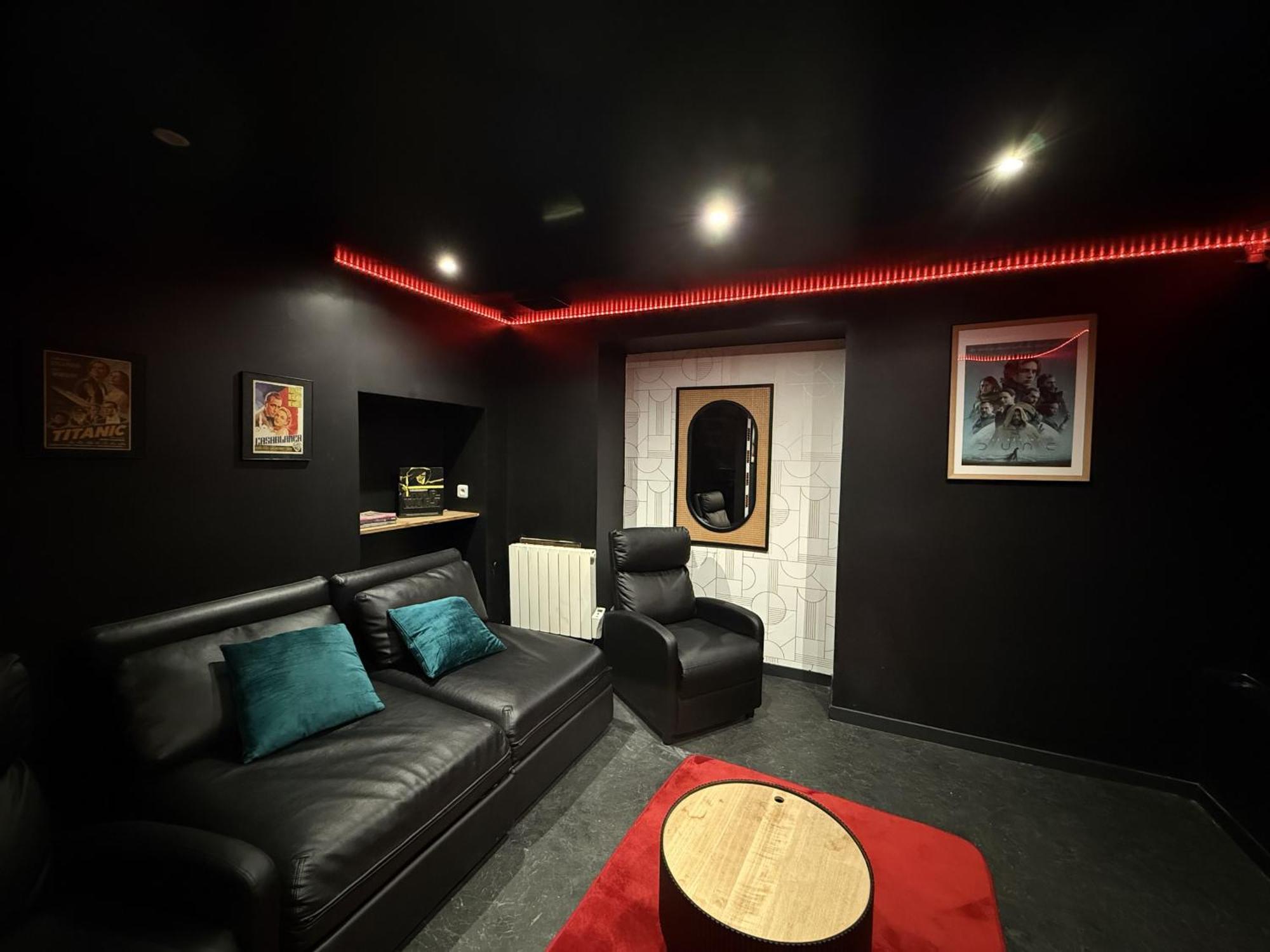 Apartamento 80 - Cinema Sebastopol