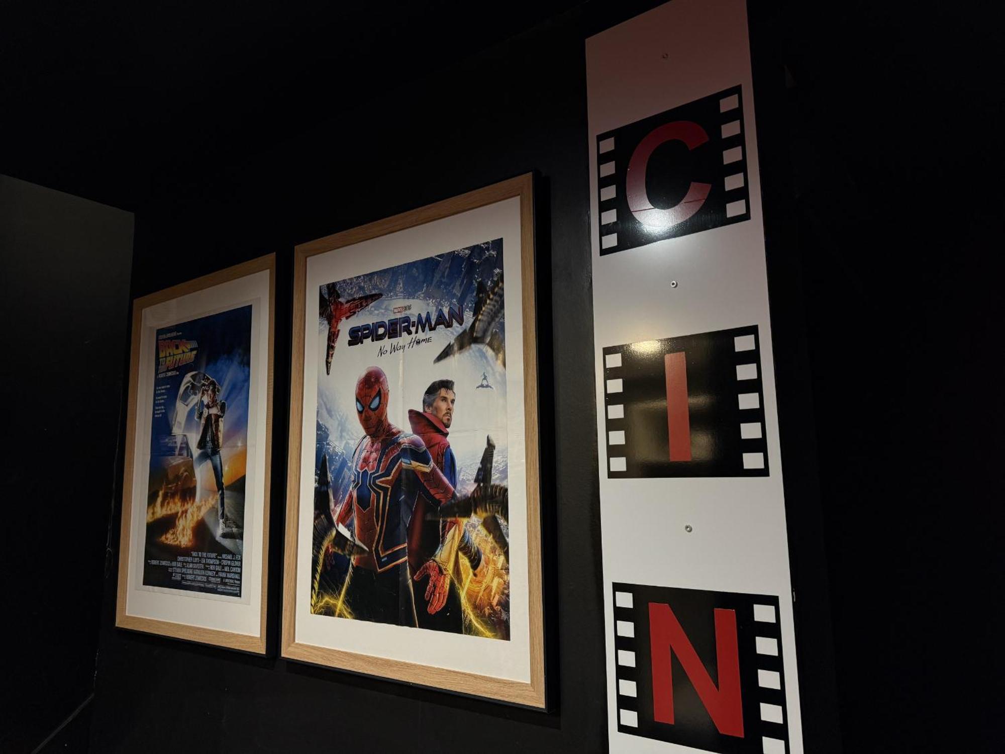 80 - Cinema Sebastopol Apartamento *