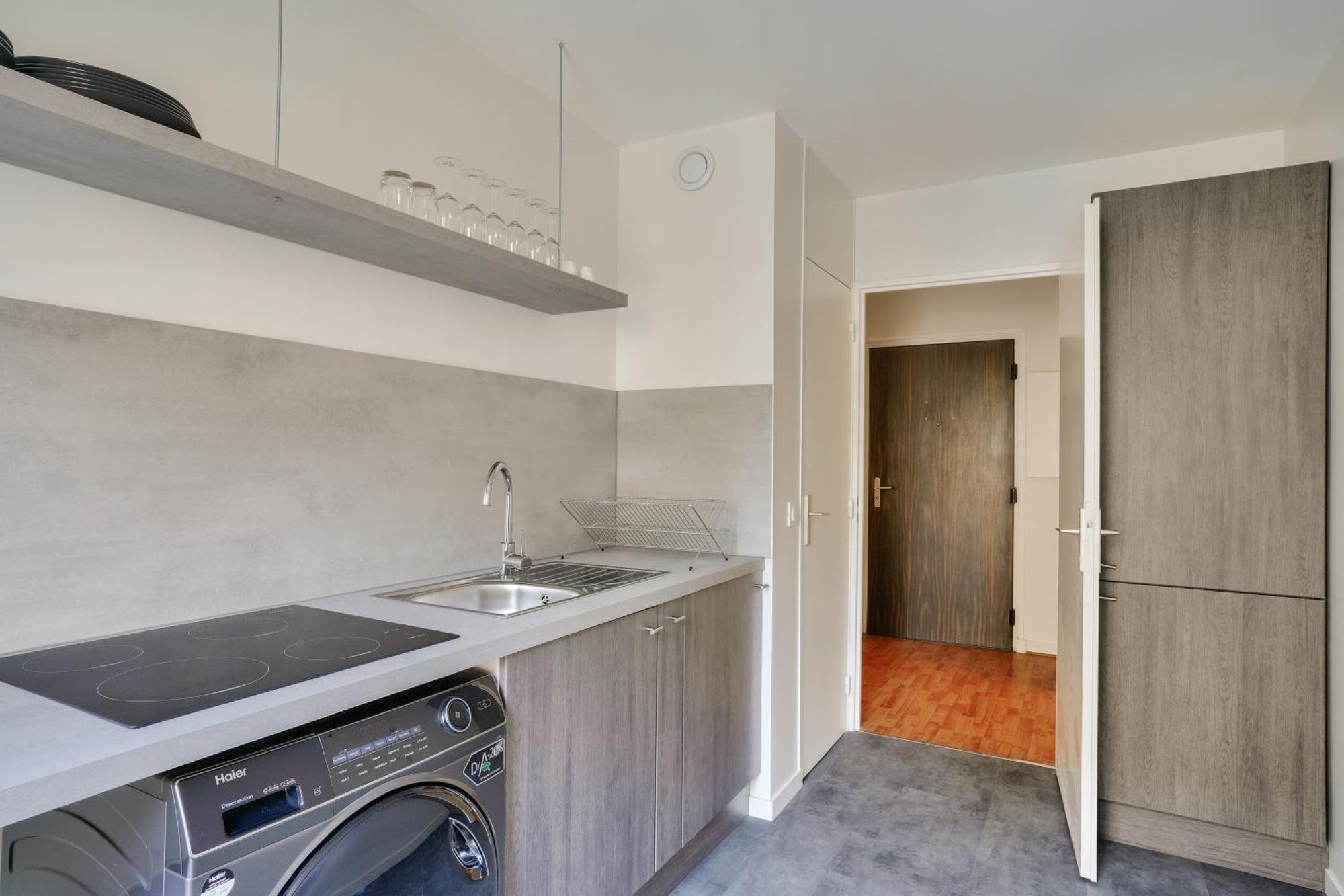 New & Cozy T2 With Balcony - 18 Montmartre *