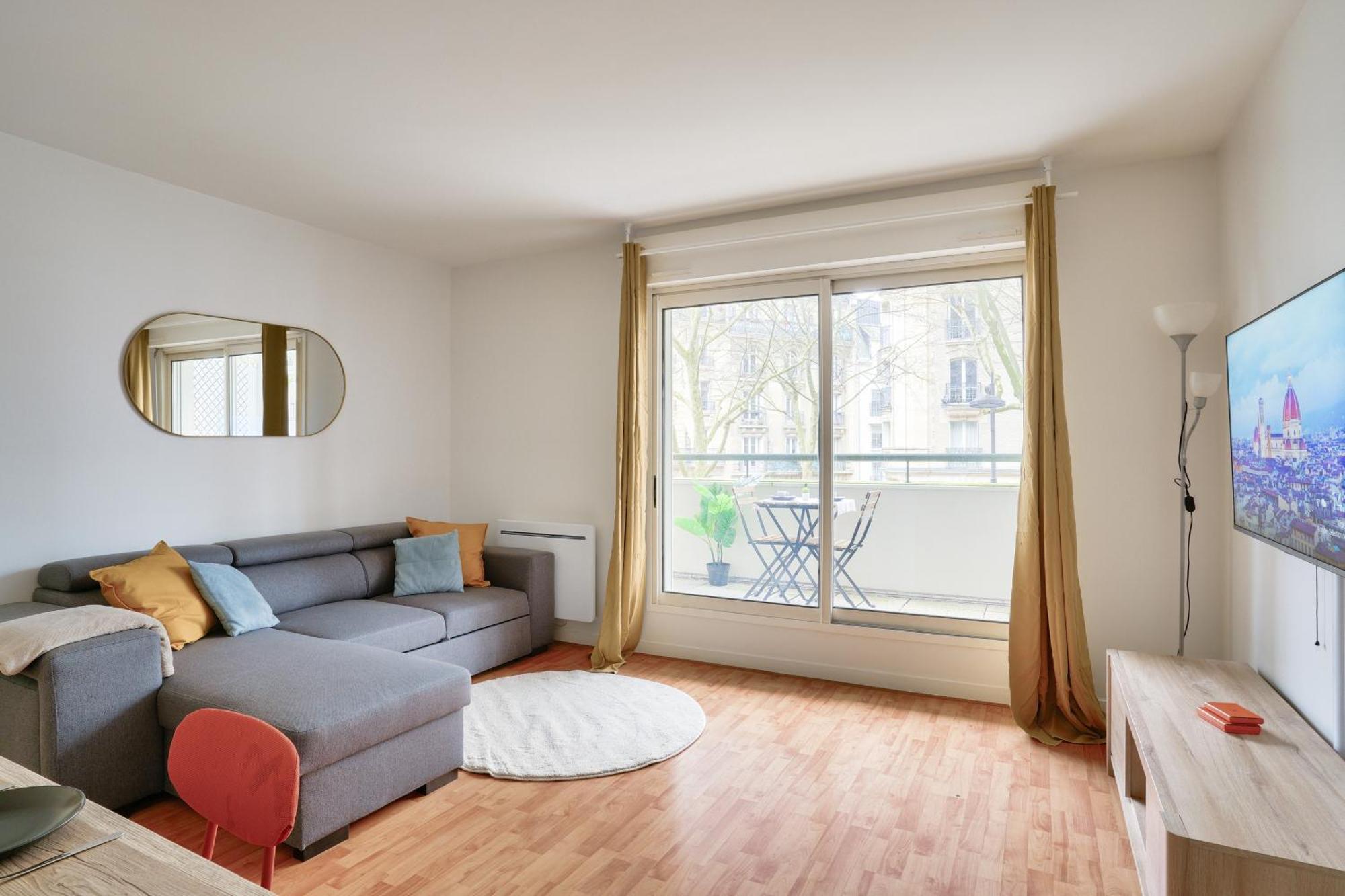 Apartment New & Cozy T2 With Balcony - 18 Montmartre