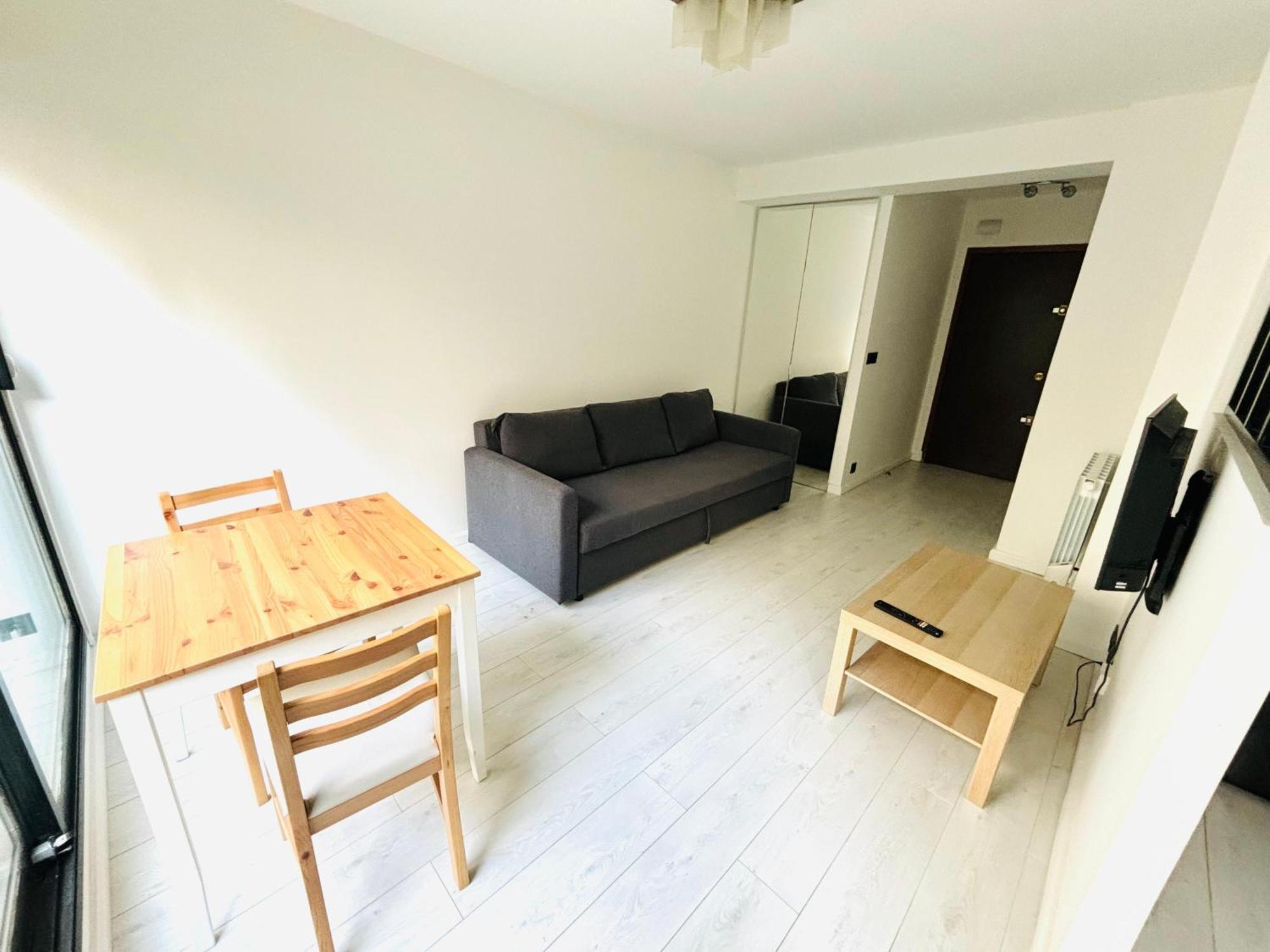 Tour Eiffel La Muette Apartment