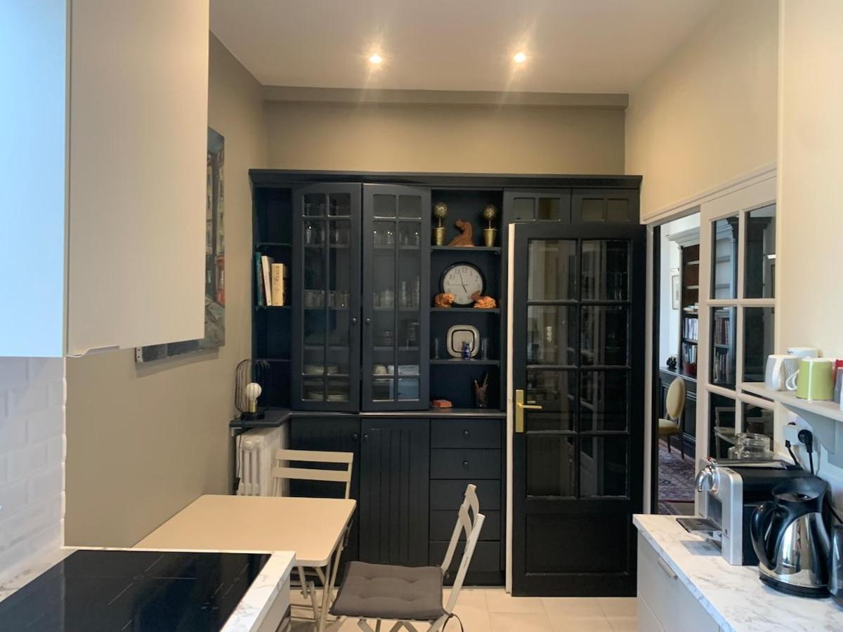 15, Beautiful 3 Bedrooms * Paris