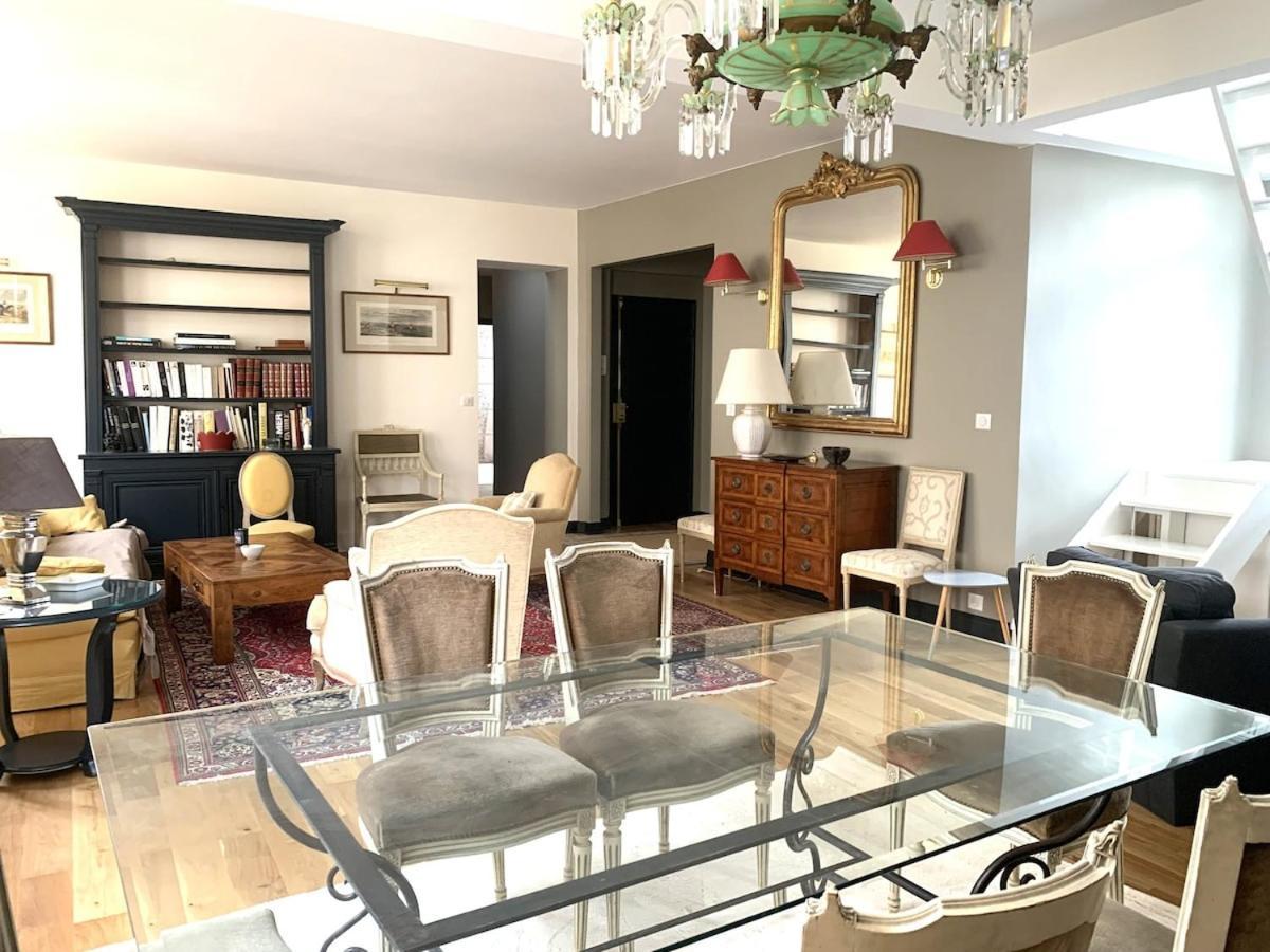 15, Beautiful 3 Bedrooms Apartment Paris