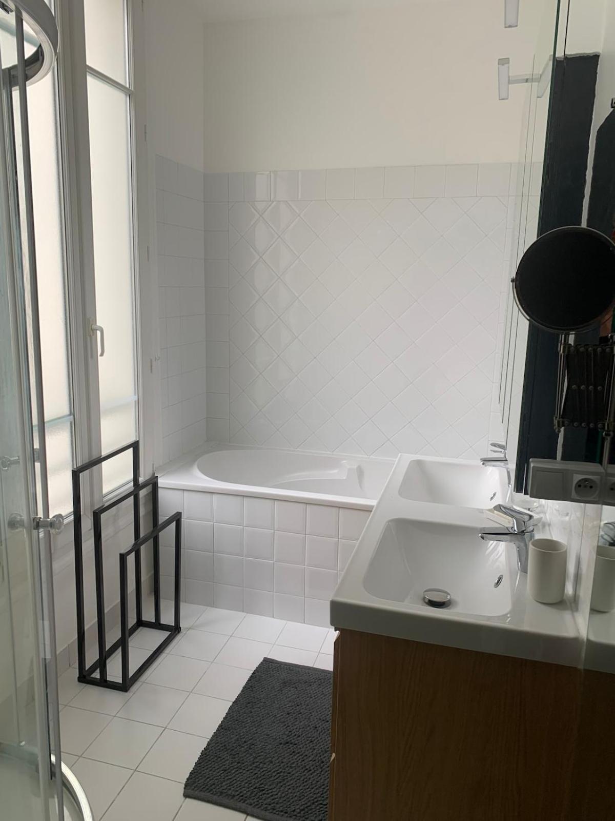 15, Beautiful 3 Bedrooms Apartment