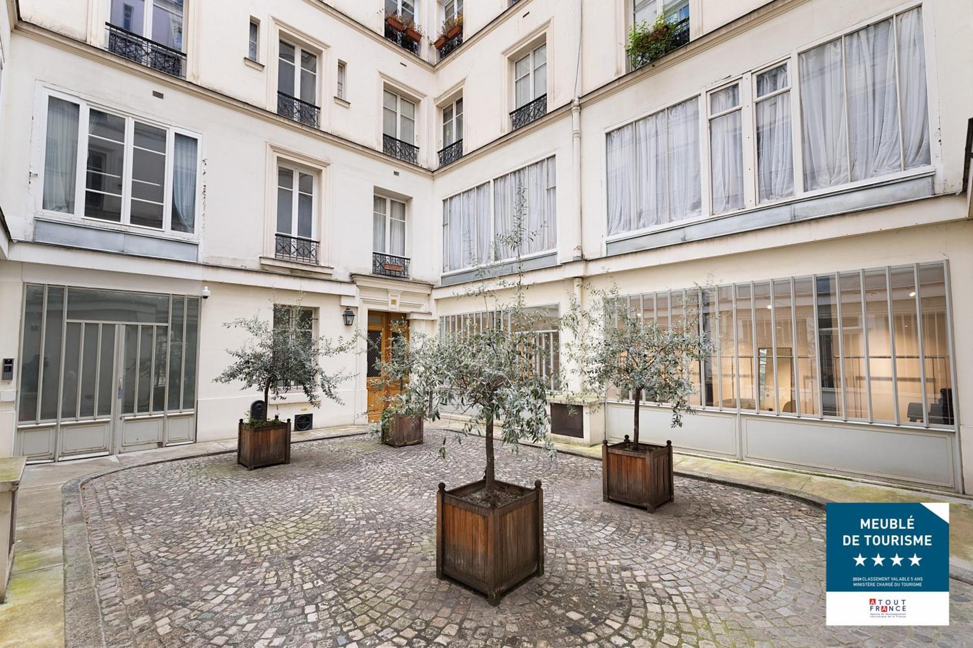 Apartment Luxueux Loft 3br Au Coeur Du Marais Paris