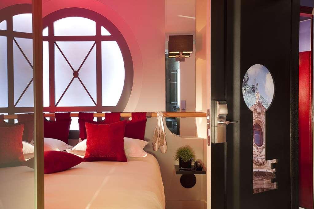 Secret De - & (adults Only) 4*