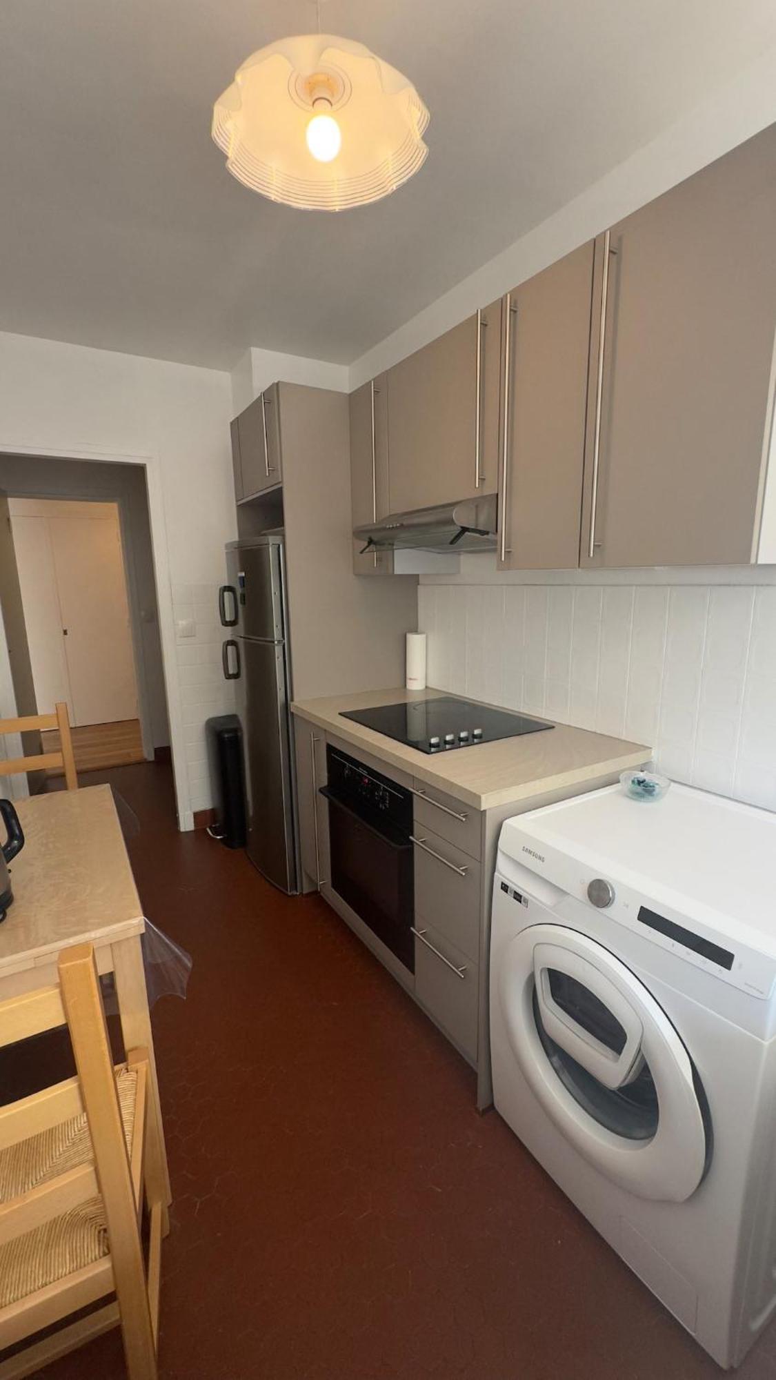 Apartment Cosy Two Bedroom Near The Eiffel Tower *